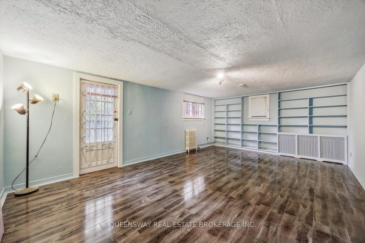 1267 Kingston Rd, Toronto, ON M1N1P4 | 2 Bedroom 1 Bathroom Detached House | Image 15