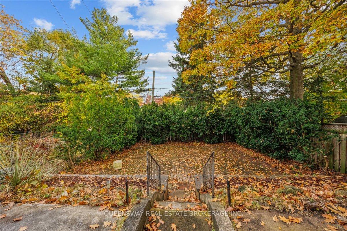 1267 Kingston Rd, Toronto, ON M1N1P4 | 2 Bedroom 1 Bathroom Detached House | Image 19