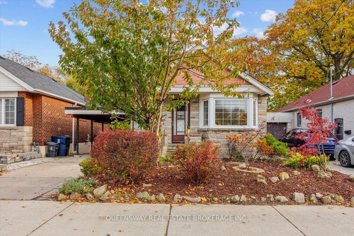 1267 Kingston Rd, Toronto, ON M1N1P4 | 2 Bedroom 1 Bathroom Detached House | Image 2