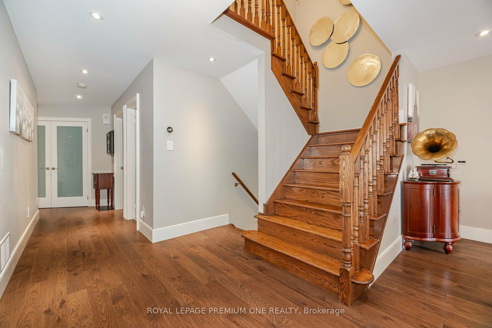 27 Giotto Cres, Vaughan, ON L6A3N7 | 4 Bedroom 4 Bathroom Detached House | Image 16