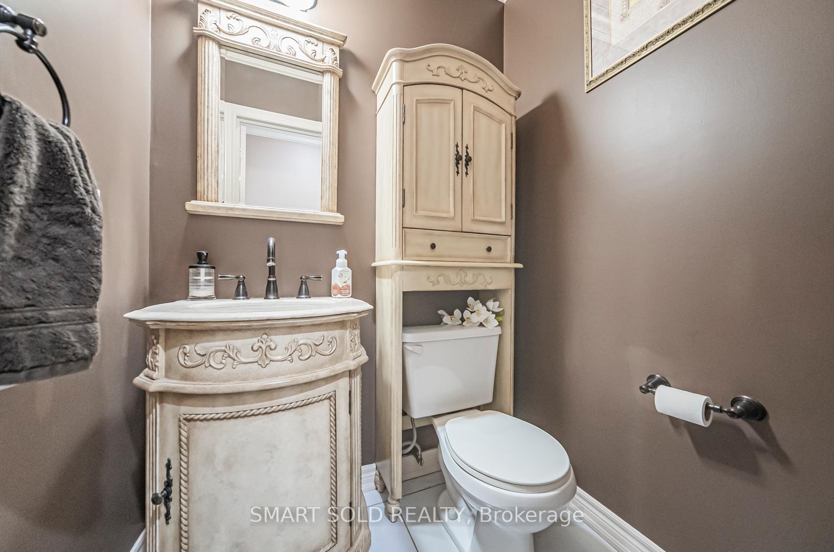 58 Helmsdale Ave, Vaughan, ON L6A2G5 | 4 Bedroom 4 Bathroom Detached House | Image 17