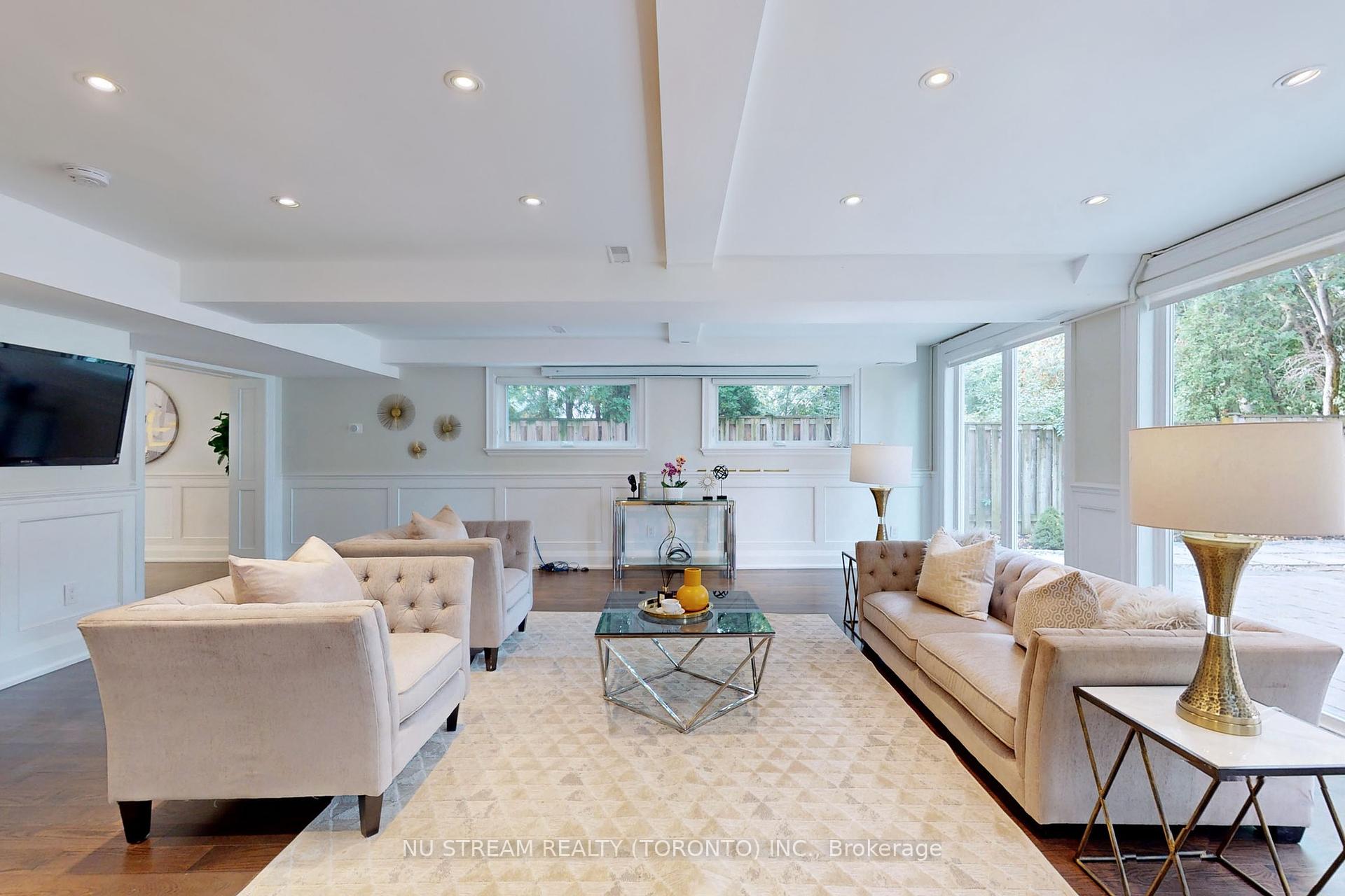 26 Liebeck Cres, Markham, ON L3R1Y5 | 5 Bedroom 6 Bathroom Detached House | Image 6