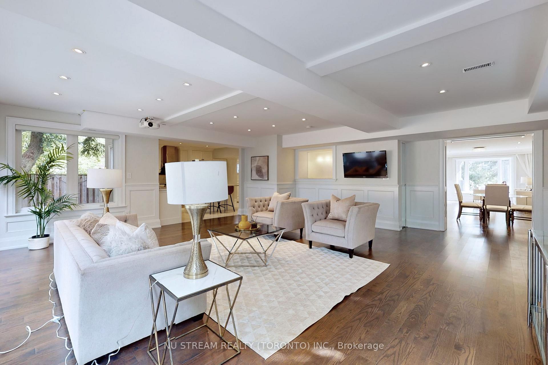 26 Liebeck Cres, Markham, ON L3R1Y5 | 5 Bedroom 6 Bathroom Detached House | Image 7