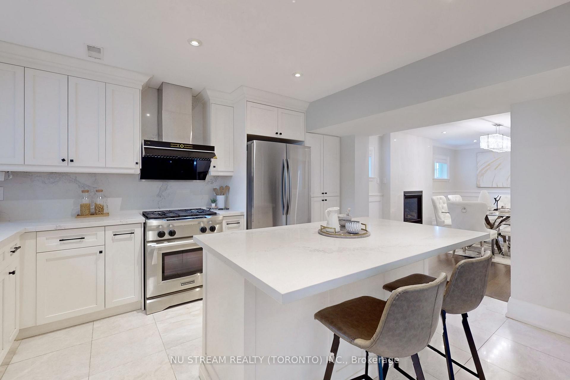 26 Liebeck Cres, Markham, ON L3R1Y5 | 5 Bedroom 6 Bathroom Detached House | Image 8