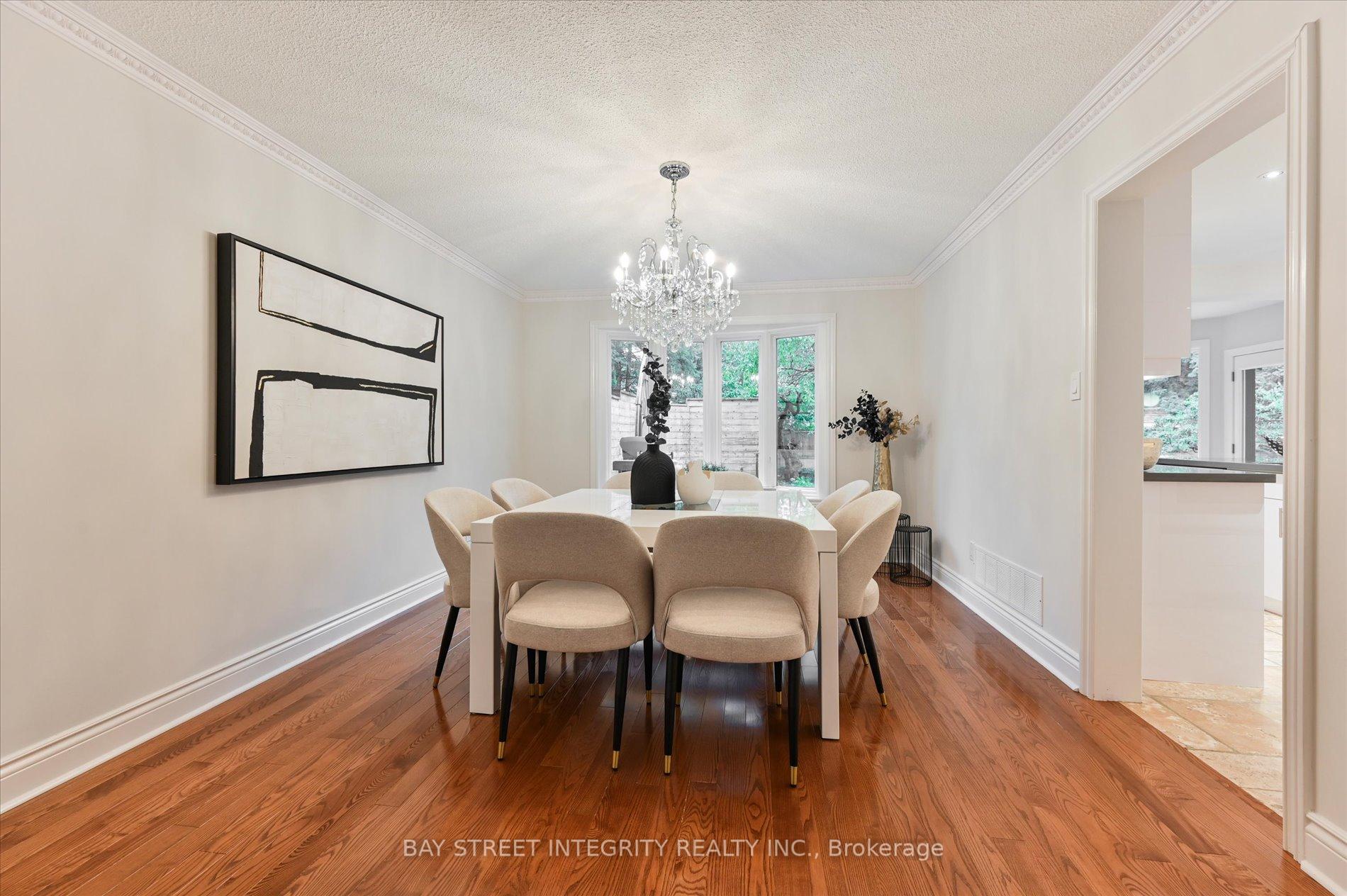 9 Ritter Cres, Markham, ON L3R4K4 | 5 Bedroom 4 Bathroom Detached House | Image 10