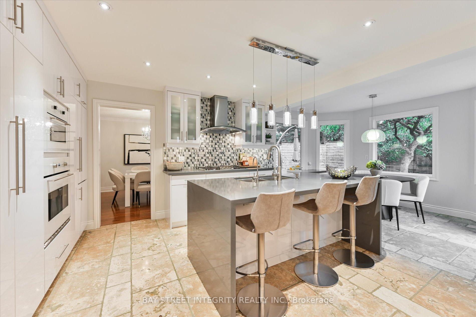 9 Ritter Cres, Markham, ON L3R4K4 | 5 Bedroom 4 Bathroom Detached House | Image 13