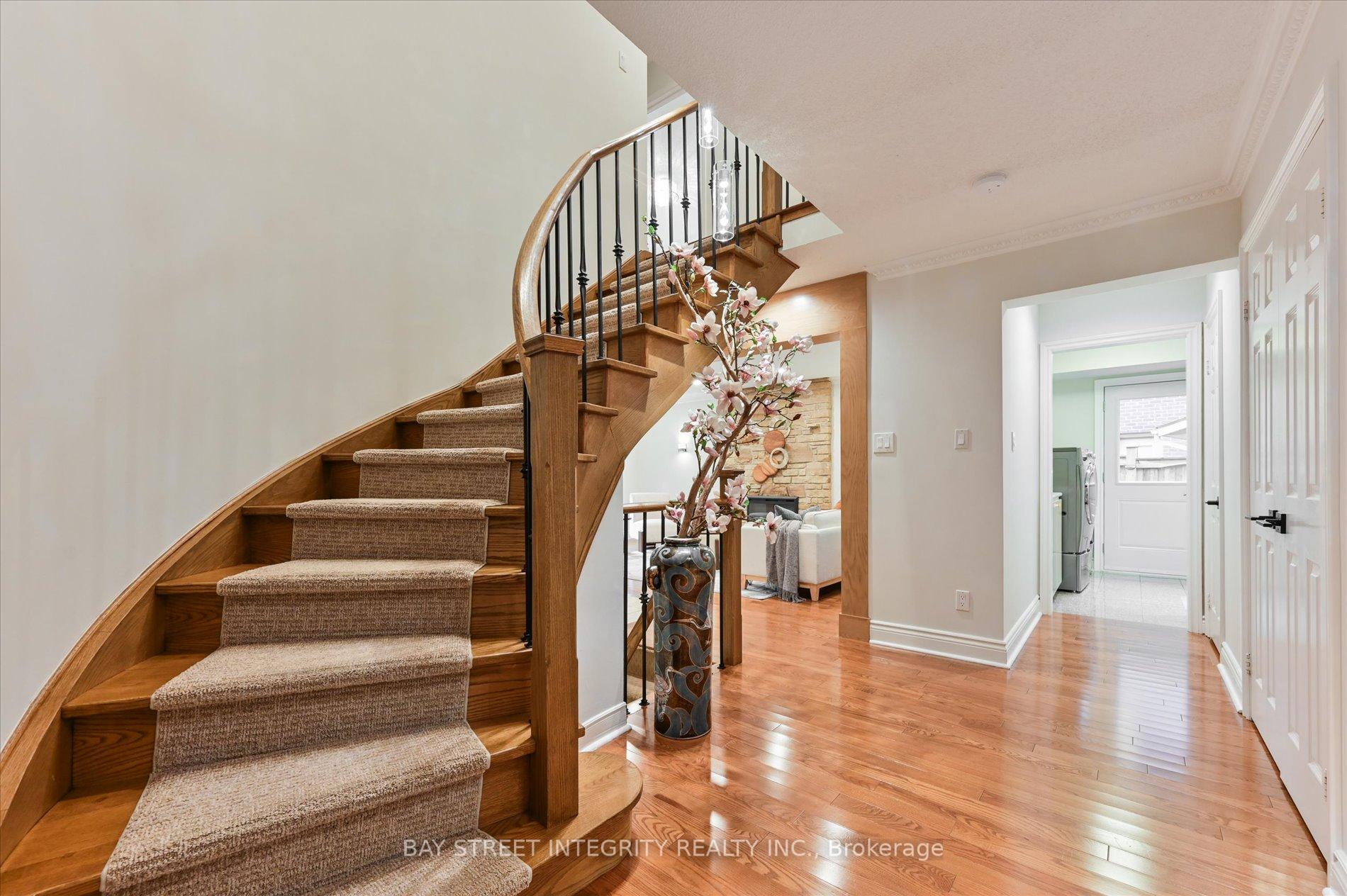 9 Ritter Cres, Markham, ON L3R4K4 | 5 Bedroom 4 Bathroom Detached House | Image 18