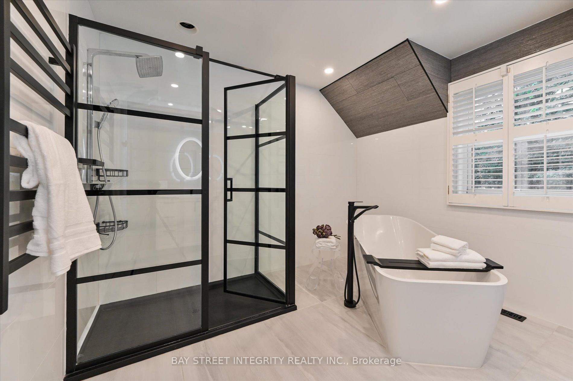 9 Ritter Cres, Markham, ON L3R4K4 | 5 Bedroom 4 Bathroom Detached House | Image 23