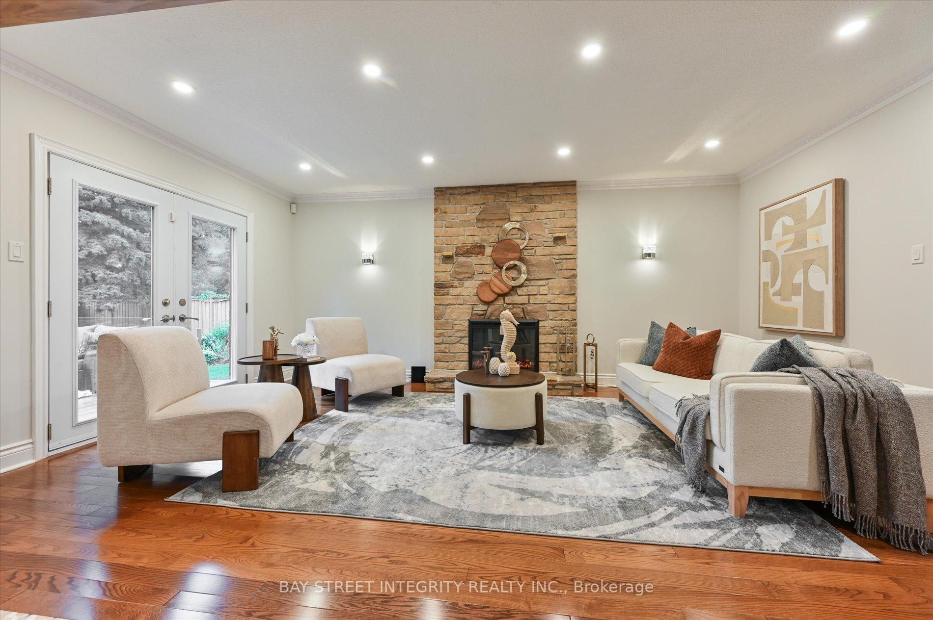 9 Ritter Cres, Markham, ON L3R4K4 | 5 Bedroom 4 Bathroom Detached House | Image 5