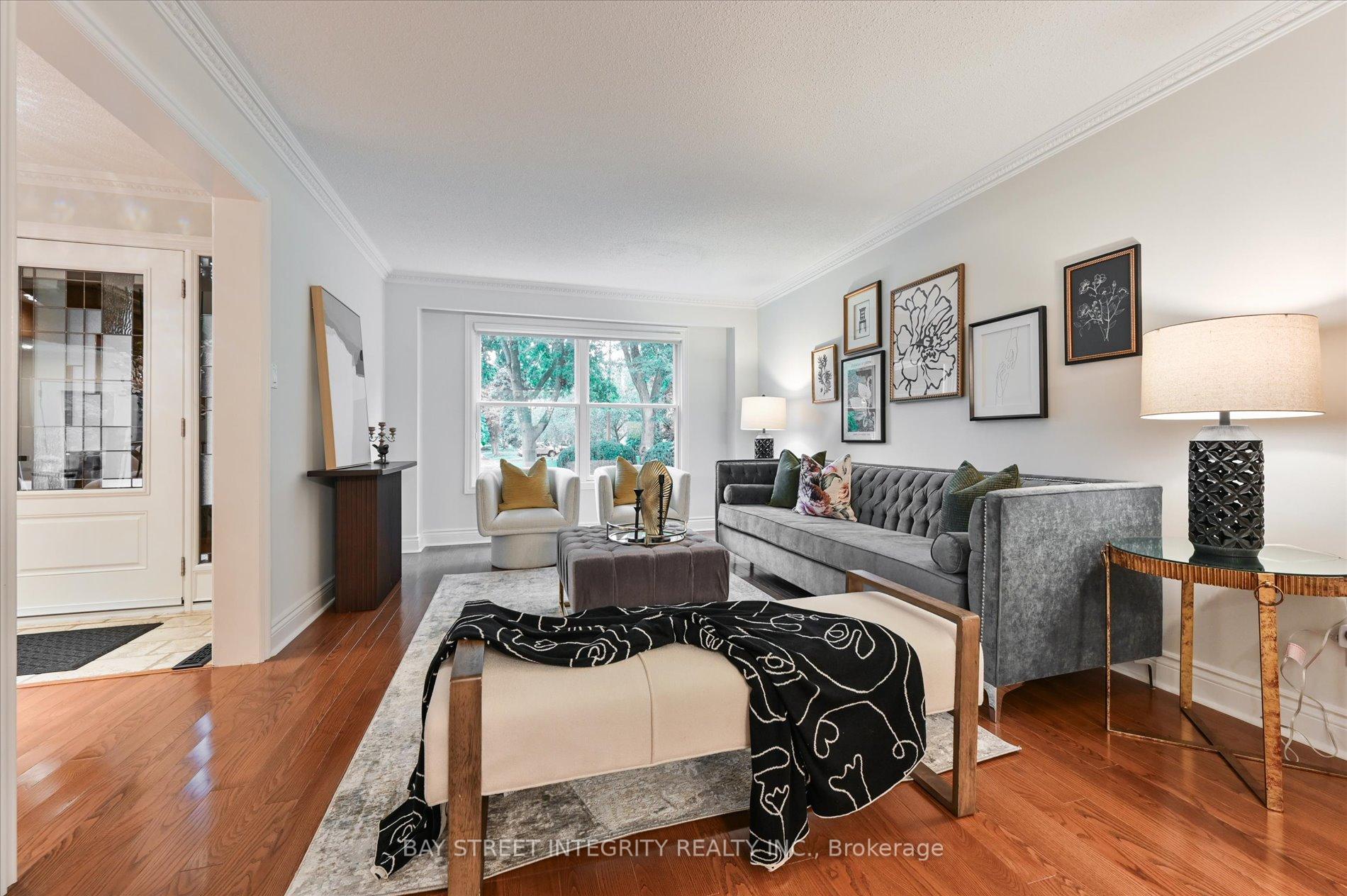 9 Ritter Cres, Markham, ON L3R4K4 | 5 Bedroom 4 Bathroom Detached House | Image 7