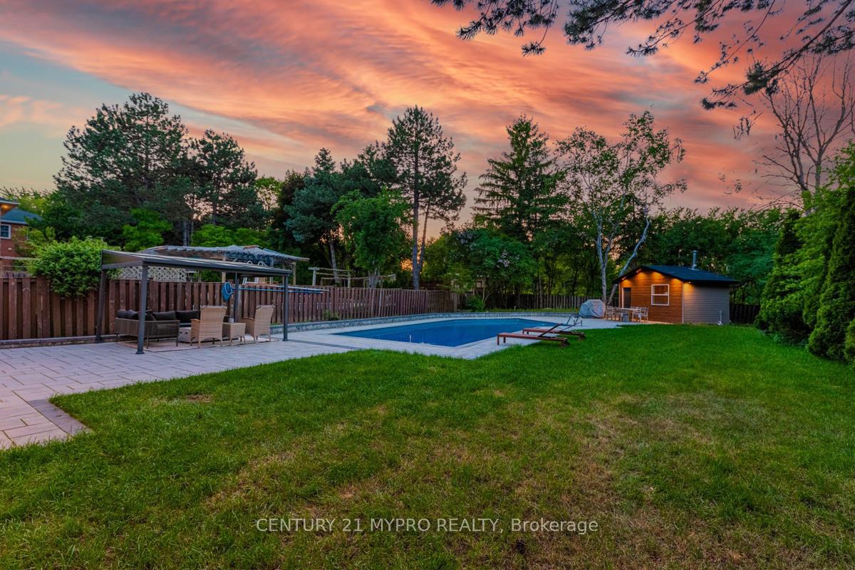 8 Briarwood Rd N, Markham, ON L3R2X2 | 5 Bedroom 4 Bathroom Detached House | Image 37