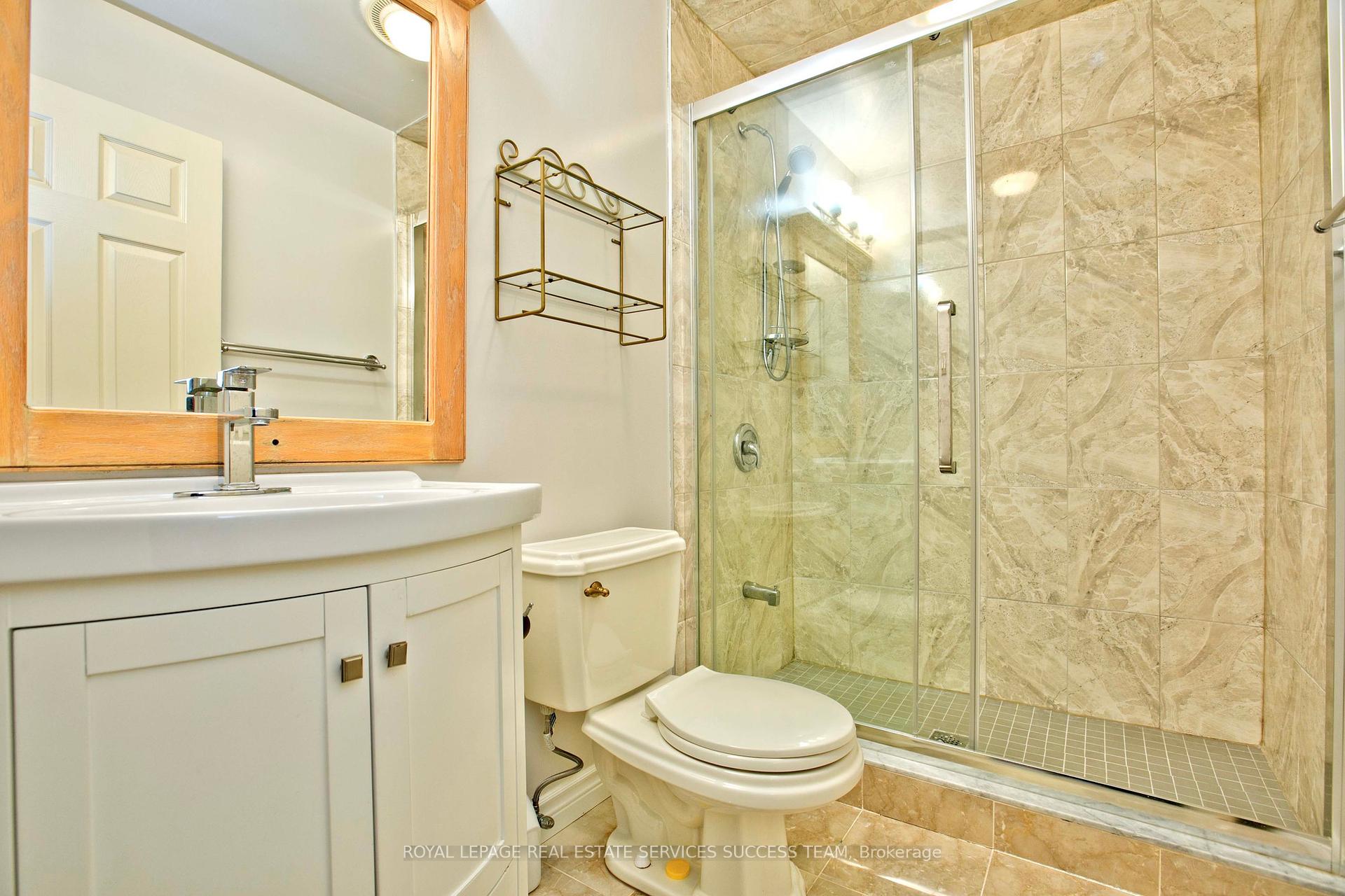 37 Heatherwood Cres, Markham, ON L3R8W6 | 5 Bedroom 4 Bathroom Detached House | Image 31