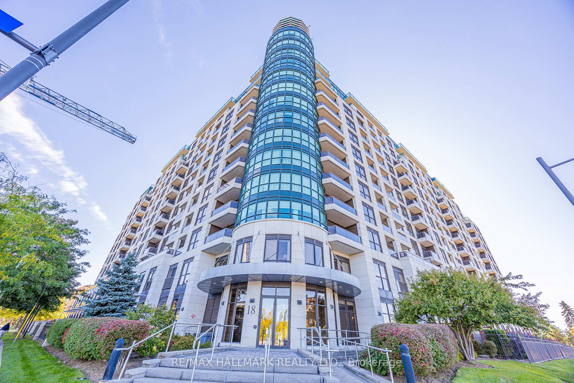 #209 - 18 Harding Blvd, Richmond Hill, ON L4C0T3 | 1 Bedroom 1 Bathroom Condo Apt | Image 23