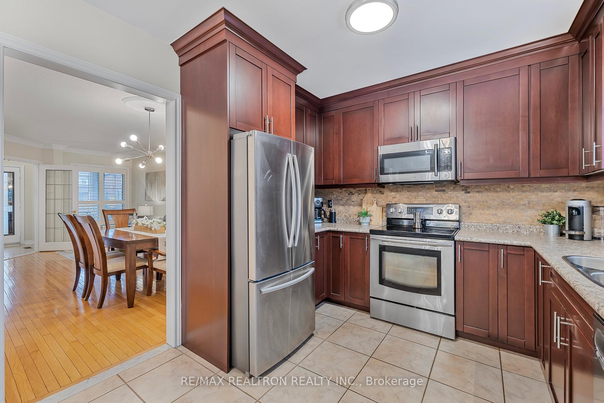 291 Drummond Dr, Vaughan, ON L6A3E2 | 4 Bedroom 3 Bathroom Detached House | Image 16