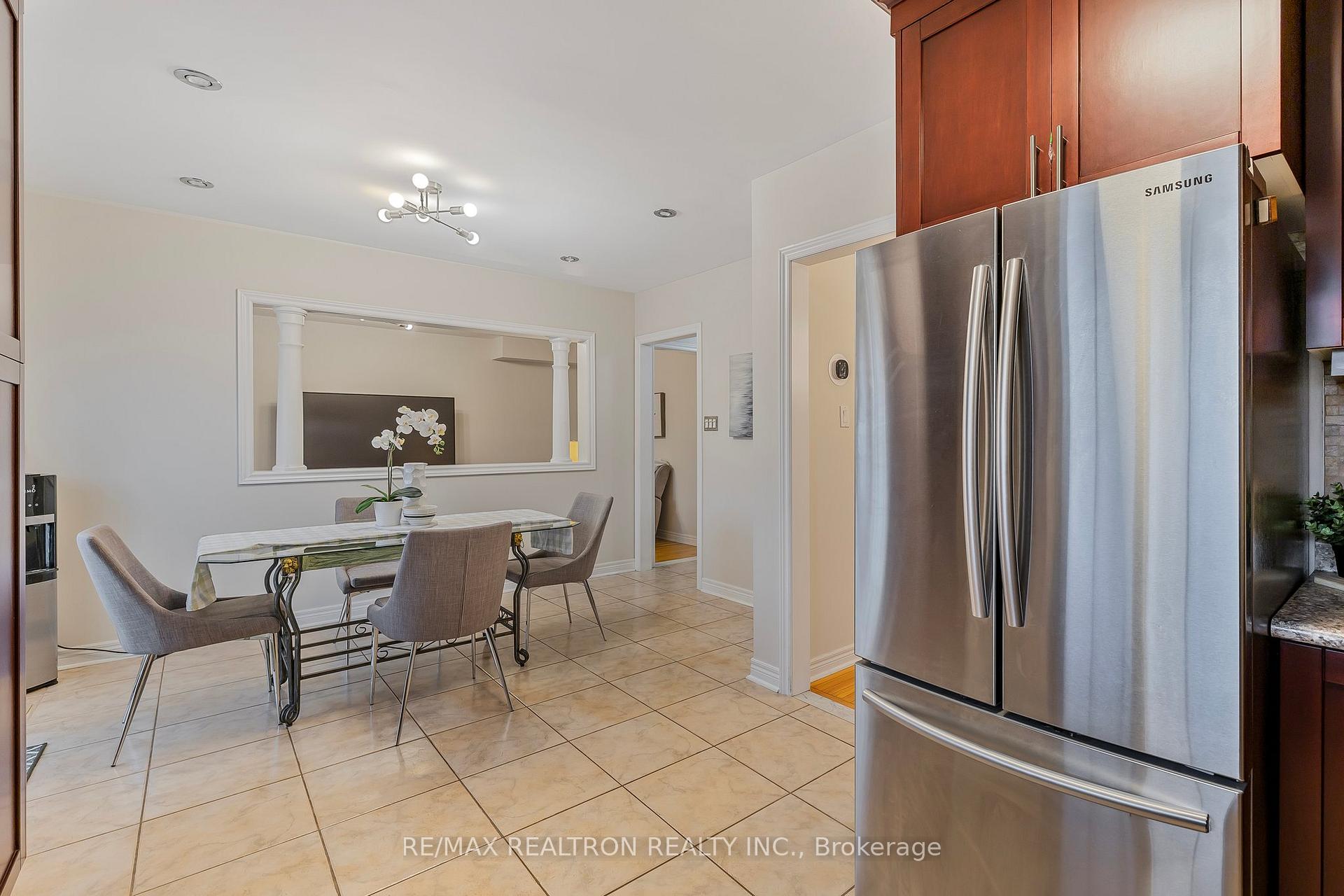 291 Drummond Dr, Vaughan, ON L6A3E2 | 4 Bedroom 3 Bathroom Detached House | Image 18