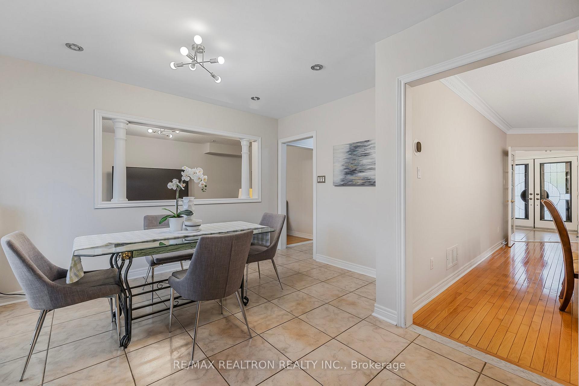 291 Drummond Dr, Vaughan, ON L6A3E2 | 4 Bedroom 3 Bathroom Detached House | Image 19