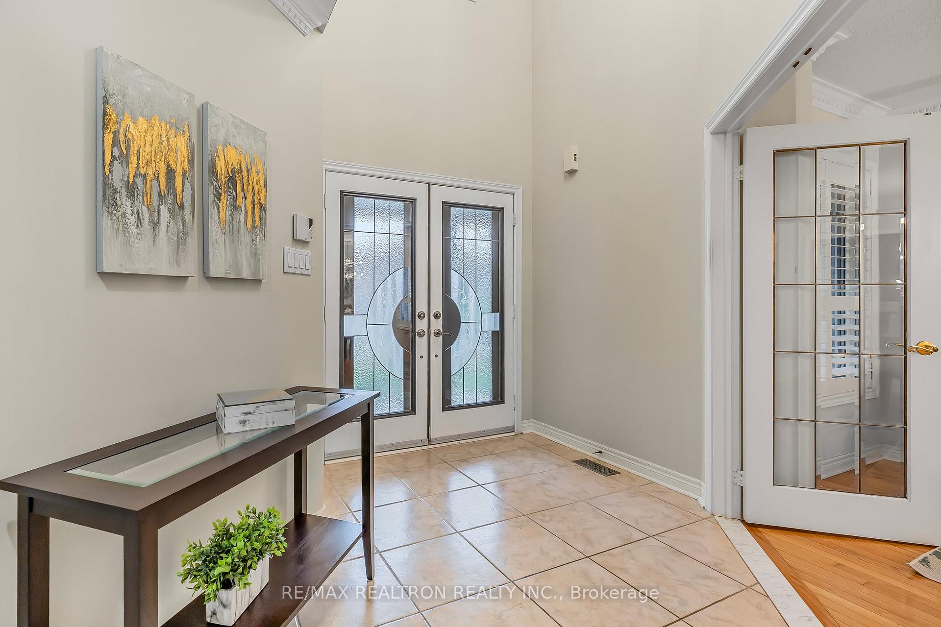 291 Drummond Dr, Vaughan, ON L6A3E2 | 4 Bedroom 3 Bathroom Detached House | Image 3