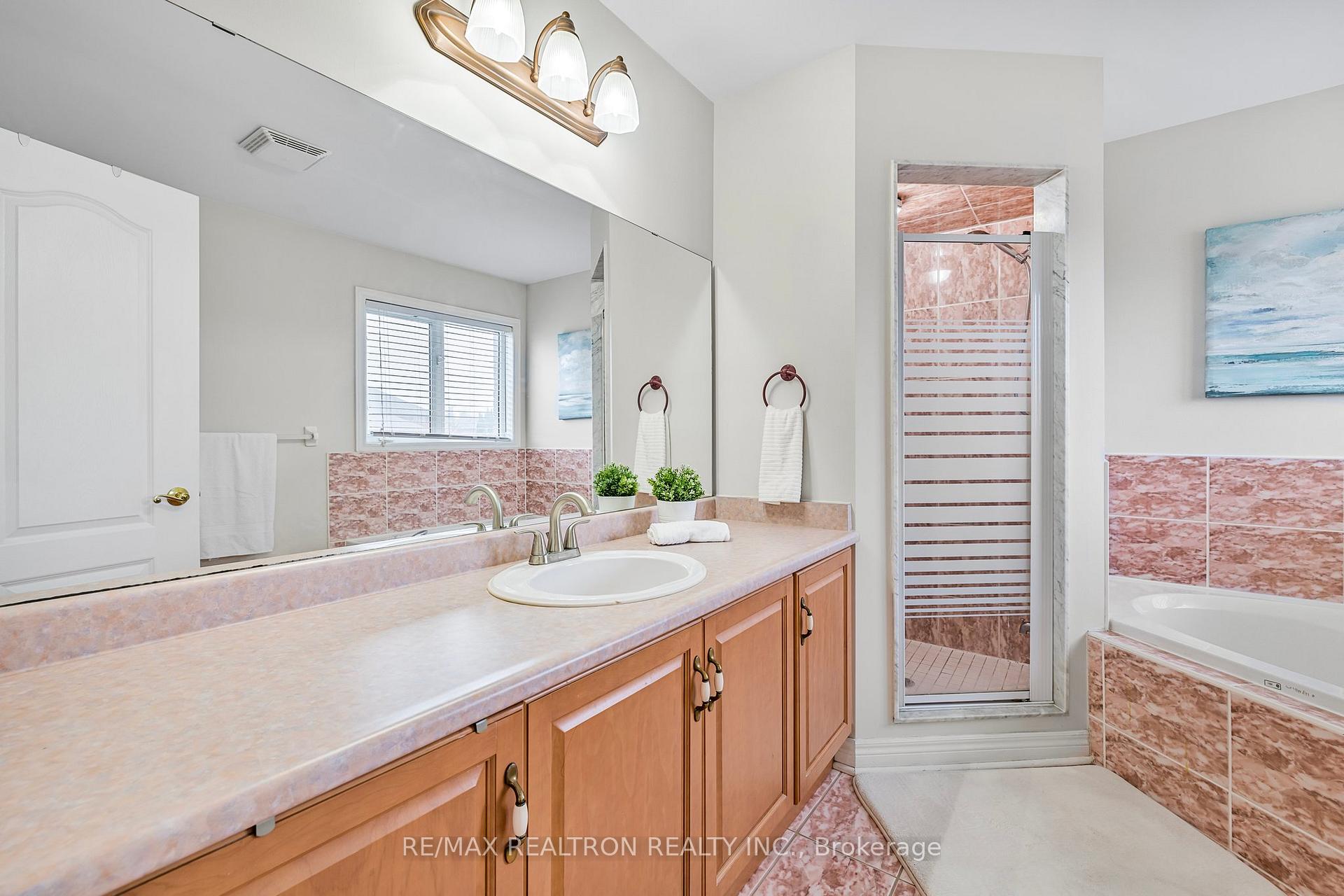 291 Drummond Dr, Vaughan, ON L6A3E2 | 4 Bedroom 3 Bathroom Detached House | Image 32