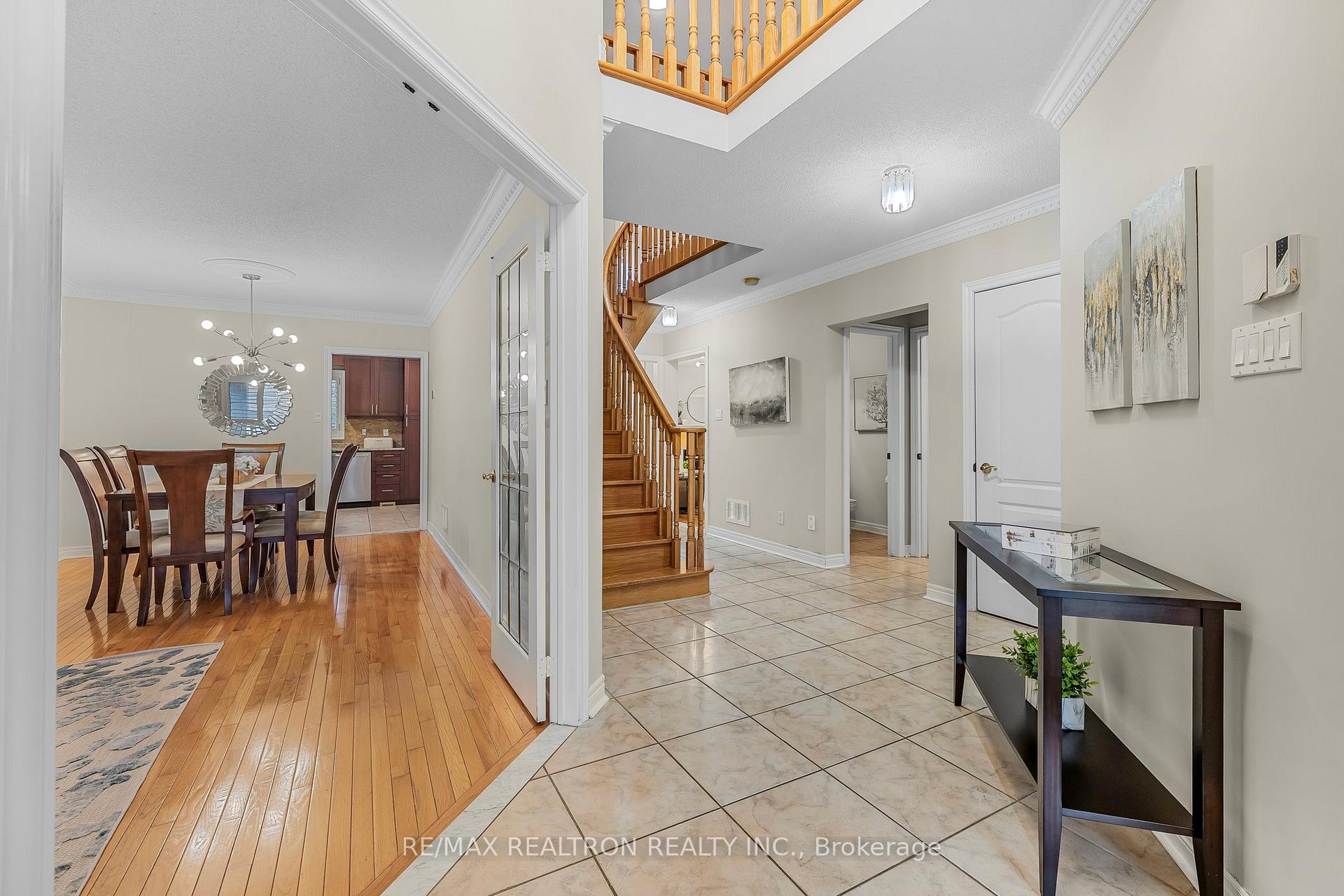 291 Drummond Dr, Vaughan, ON L6A3E2 | 4 Bedroom 3 Bathroom Detached House | Image 4