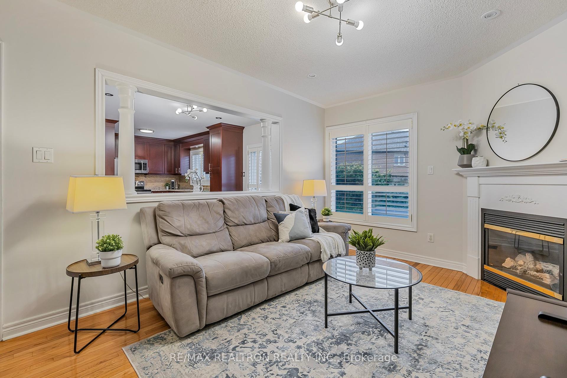 291 Drummond Dr, Vaughan, ON L6A3E2 | 4 Bedroom 3 Bathroom Detached House | Image 9