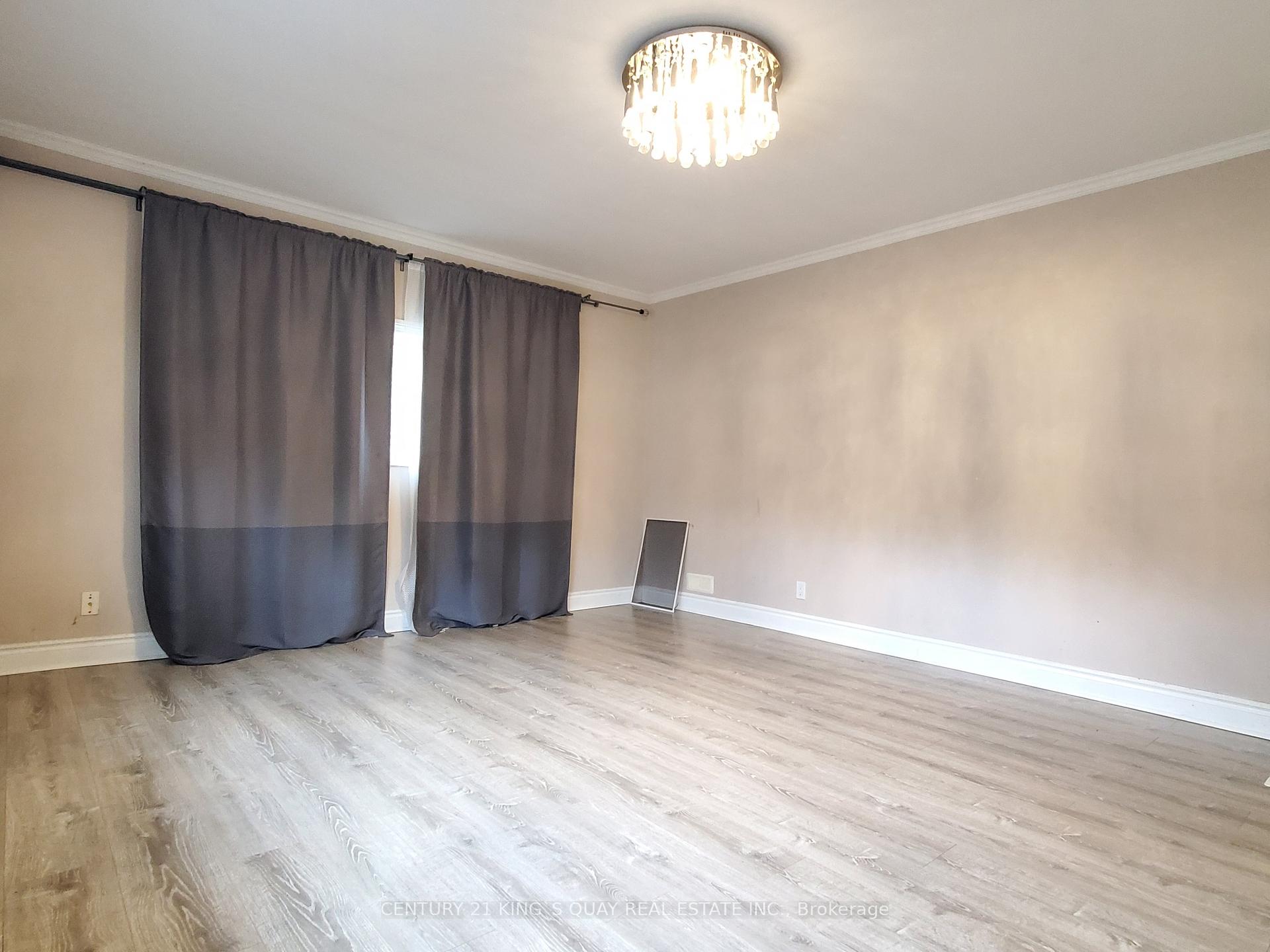 80 Main St, Markham, ON L3R2E7 | 5 Bedroom 3 Bathroom Detached House | Image 13