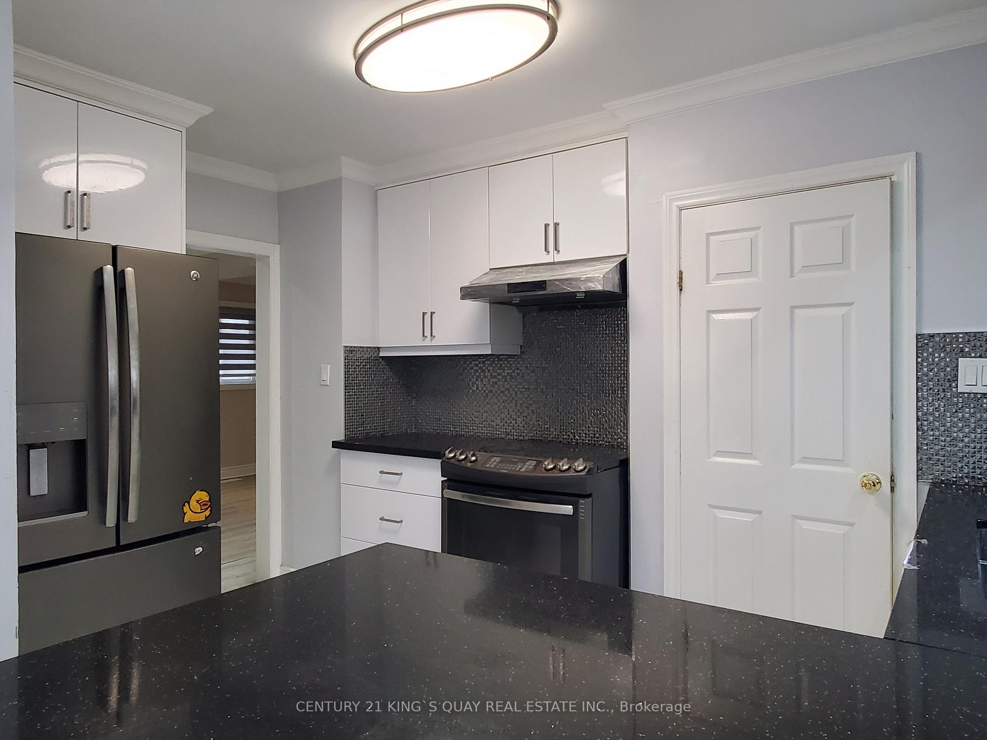 80 Main St, Markham, ON L3R2E7 | 5 Bedroom 3 Bathroom Detached House | Image 5