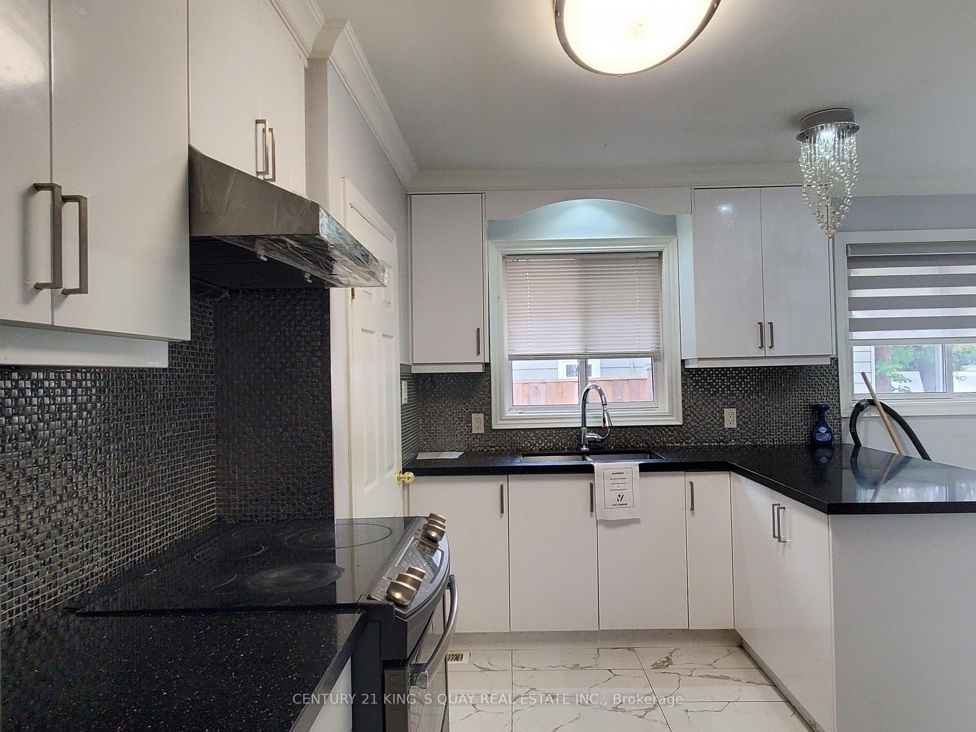 80 Main St, Markham, ON L3R2E7 | 5 Bedroom 3 Bathroom Detached House | Image 6