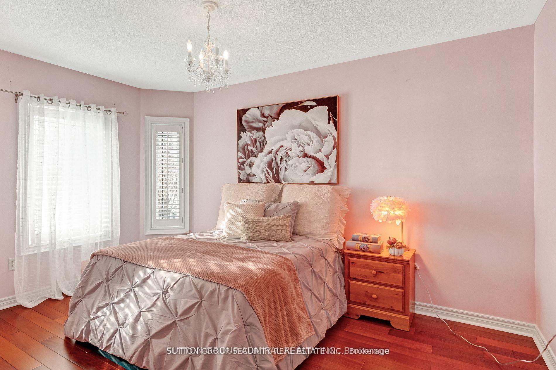 88 Klamath Crt, Vaughan, ON L6A2L7 | 4 Bedroom 4 Bathroom Detached House | Image 12