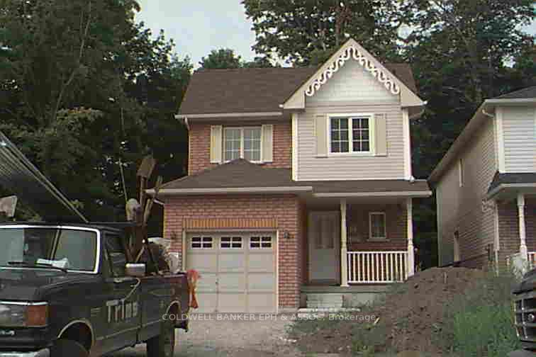88 Piperbrook Cres, Toronto, ON undefined | 3 Bedroom 3 Bathroom Detached House