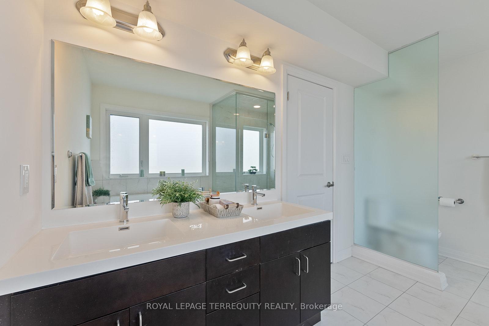 17 Stanley Greene Blvd, Toronto, ON M3K0B1 | 3 Bedroom 3 Bathroom Semi-Detached House | Image 16