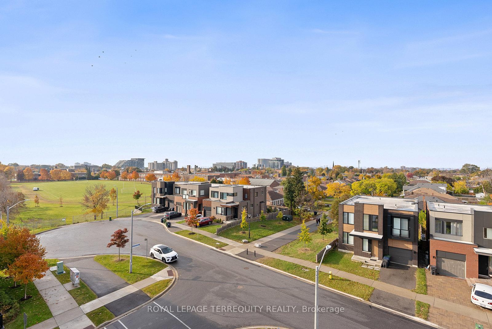 17 Stanley Greene Blvd, Toronto, ON M3K0B1 | 3 Bedroom 3 Bathroom Semi-Detached House | Image 24