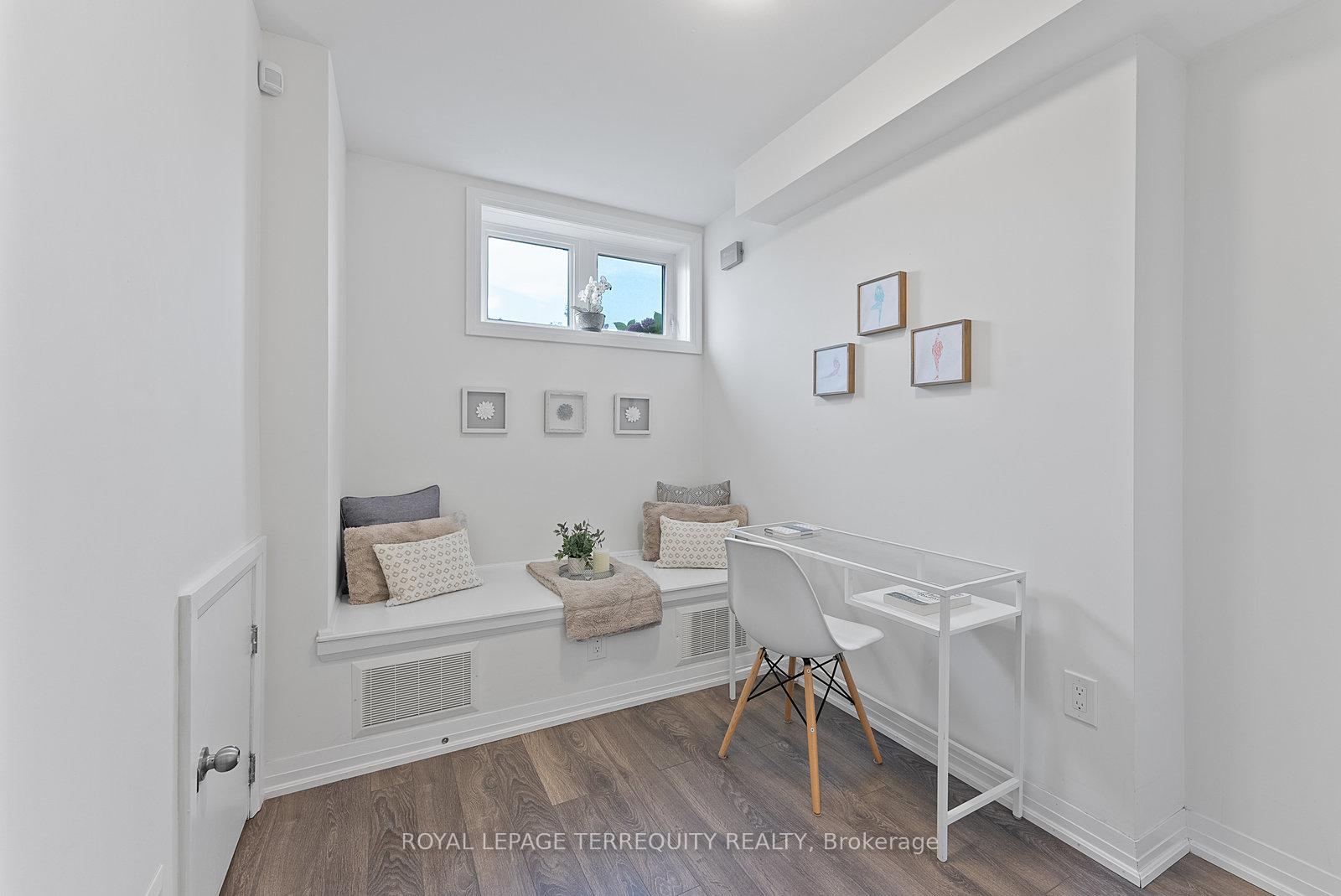 17 Stanley Greene Blvd, Toronto, ON M3K0B1 | 3 Bedroom 3 Bathroom Semi-Detached House | Image 25