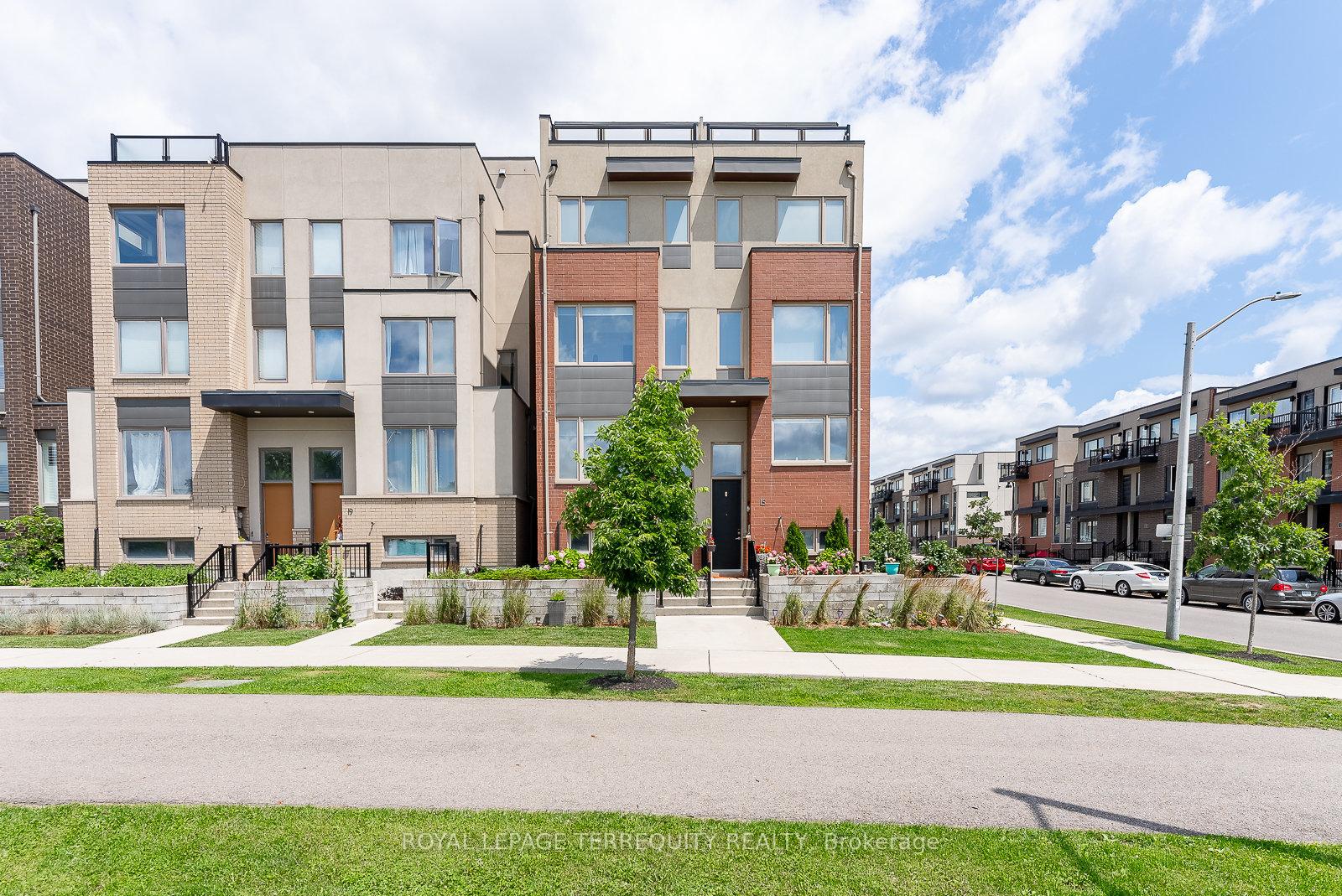 17 Stanley Greene Blvd, Toronto, ON M3K0B1 | 3 Bedroom 3 Bathroom Semi-Detached House | Image 3