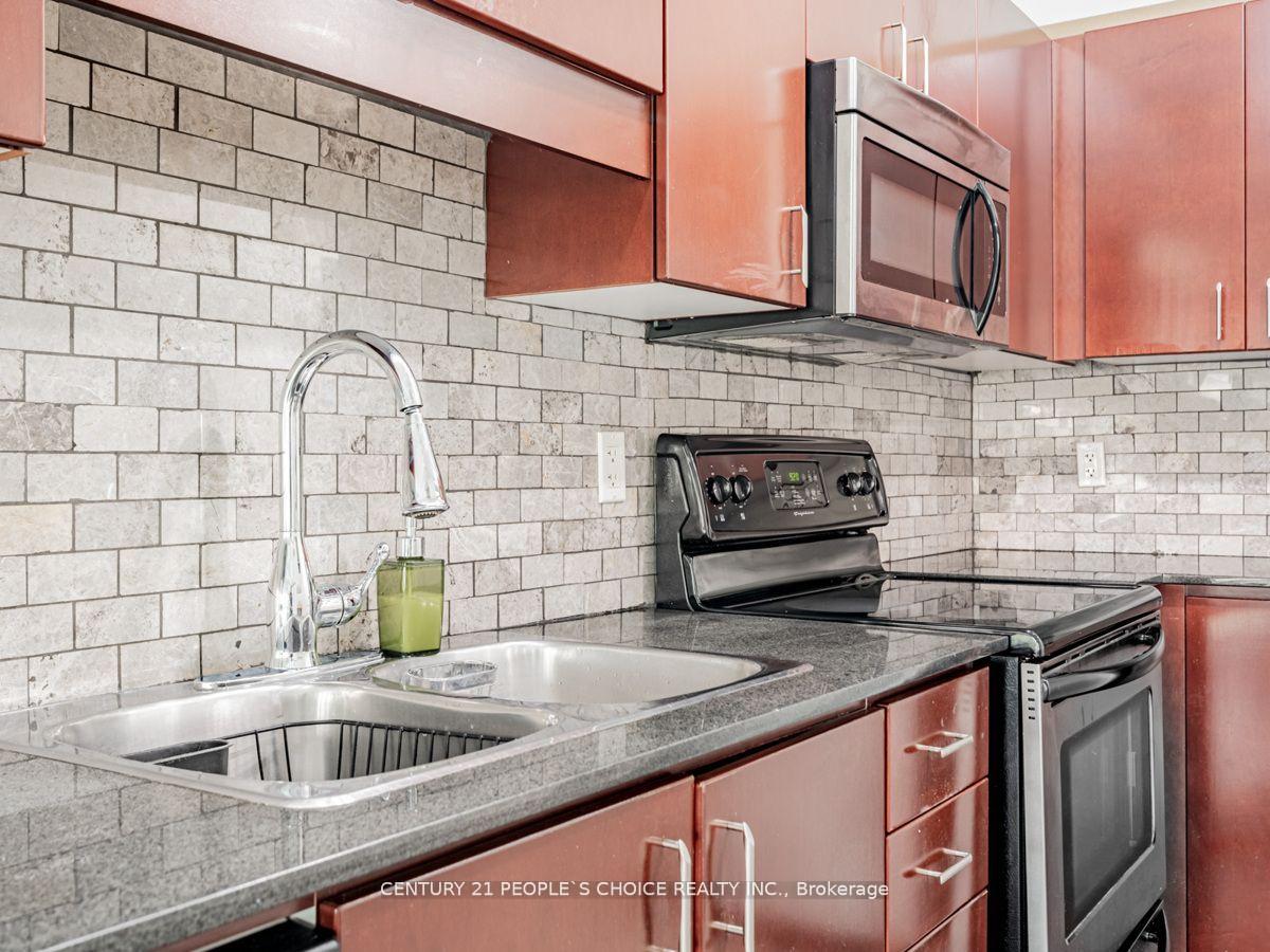 #218 - 2 Fieldway Rd, Toronto, ON M8Z0B9 | 2 Bedroom 2 Bathroom Condo Apt | Image 11