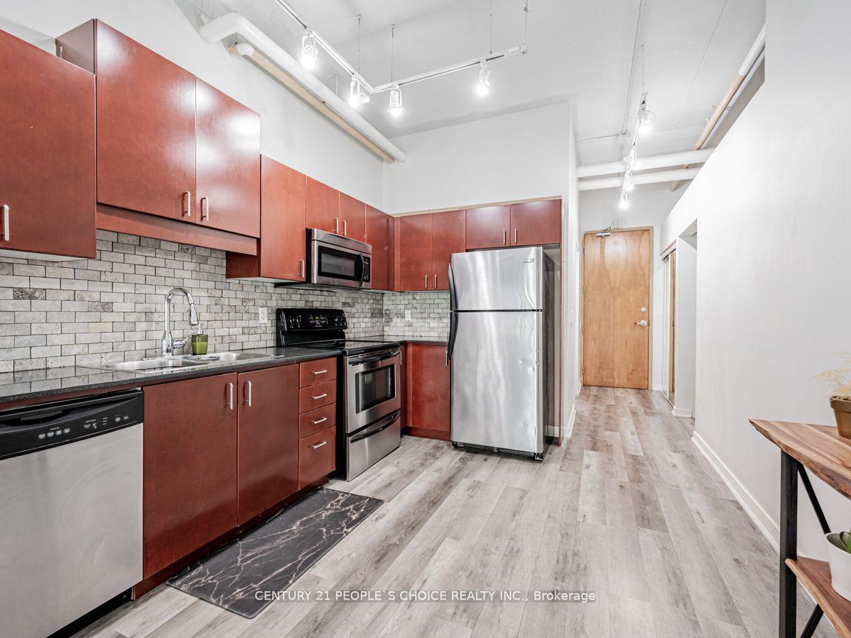 #218 - 2 Fieldway Rd, Toronto, ON M8Z0B9 | 2 Bedroom 2 Bathroom Condo Apt | Image 12