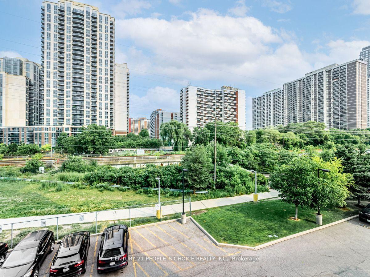 #218 - 2 Fieldway Rd, Toronto, ON M8Z0B9 | 2 Bedroom 2 Bathroom Condo Apt | Image 26