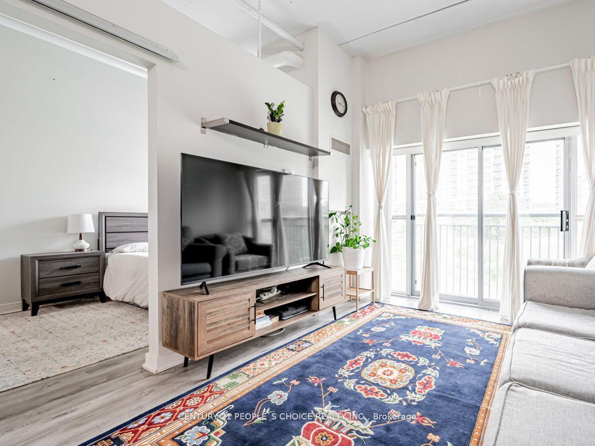 #218 - 2 Fieldway Rd, Toronto, ON M8Z0B9 | 2 Bedroom 2 Bathroom Condo Apt | Image 9