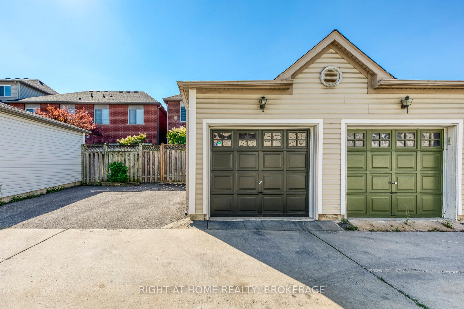 136 Tarragona Blvd, Toronto, ON M6N5C5 | 3 Bedroom 4 Bathroom Semi-Detached House | Image 40