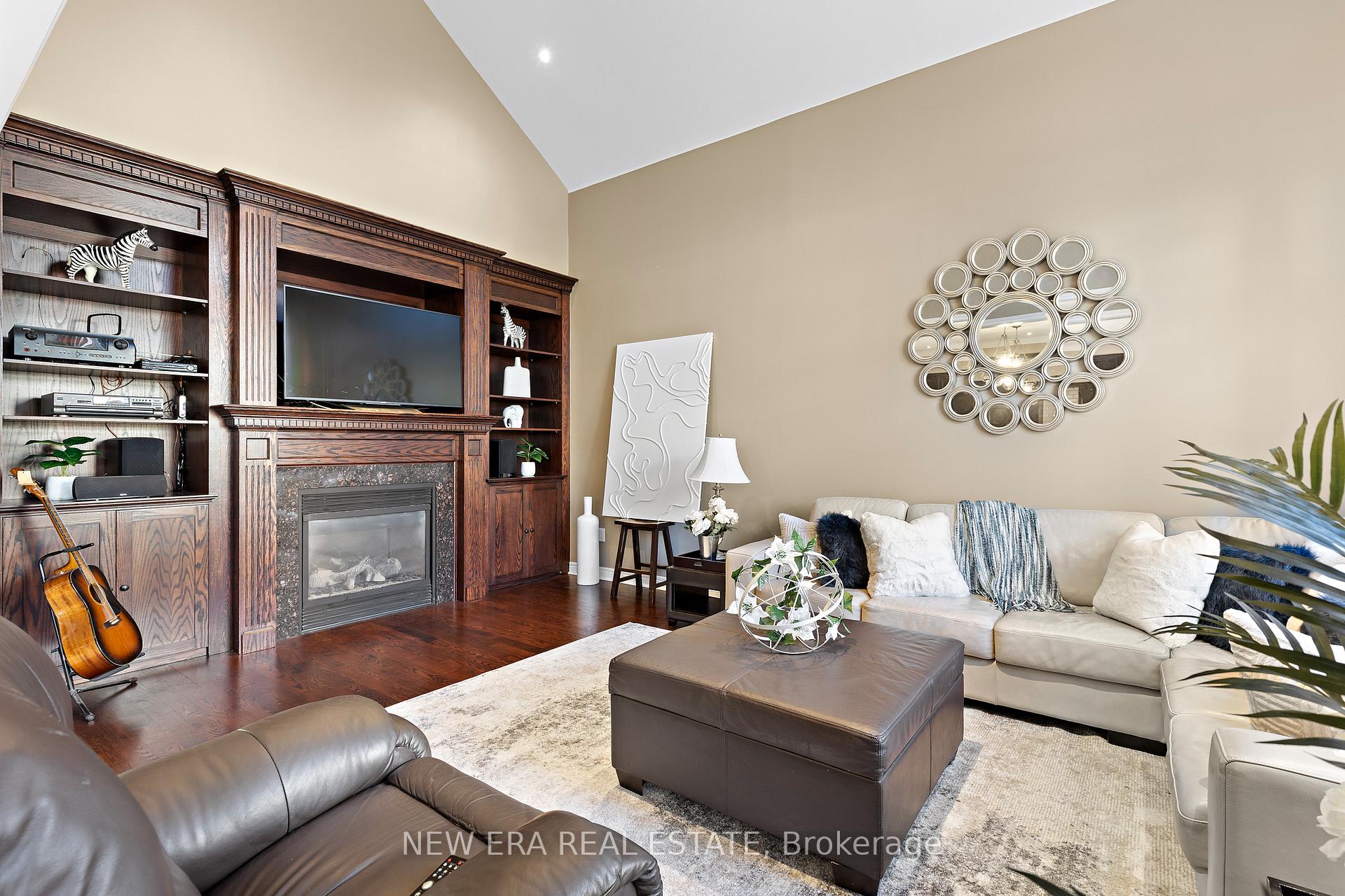 6751 Tattinger Ave, Mississauga, ON L5W1P4 | 4 Bedroom 4 Bathroom Detached House | Image 12