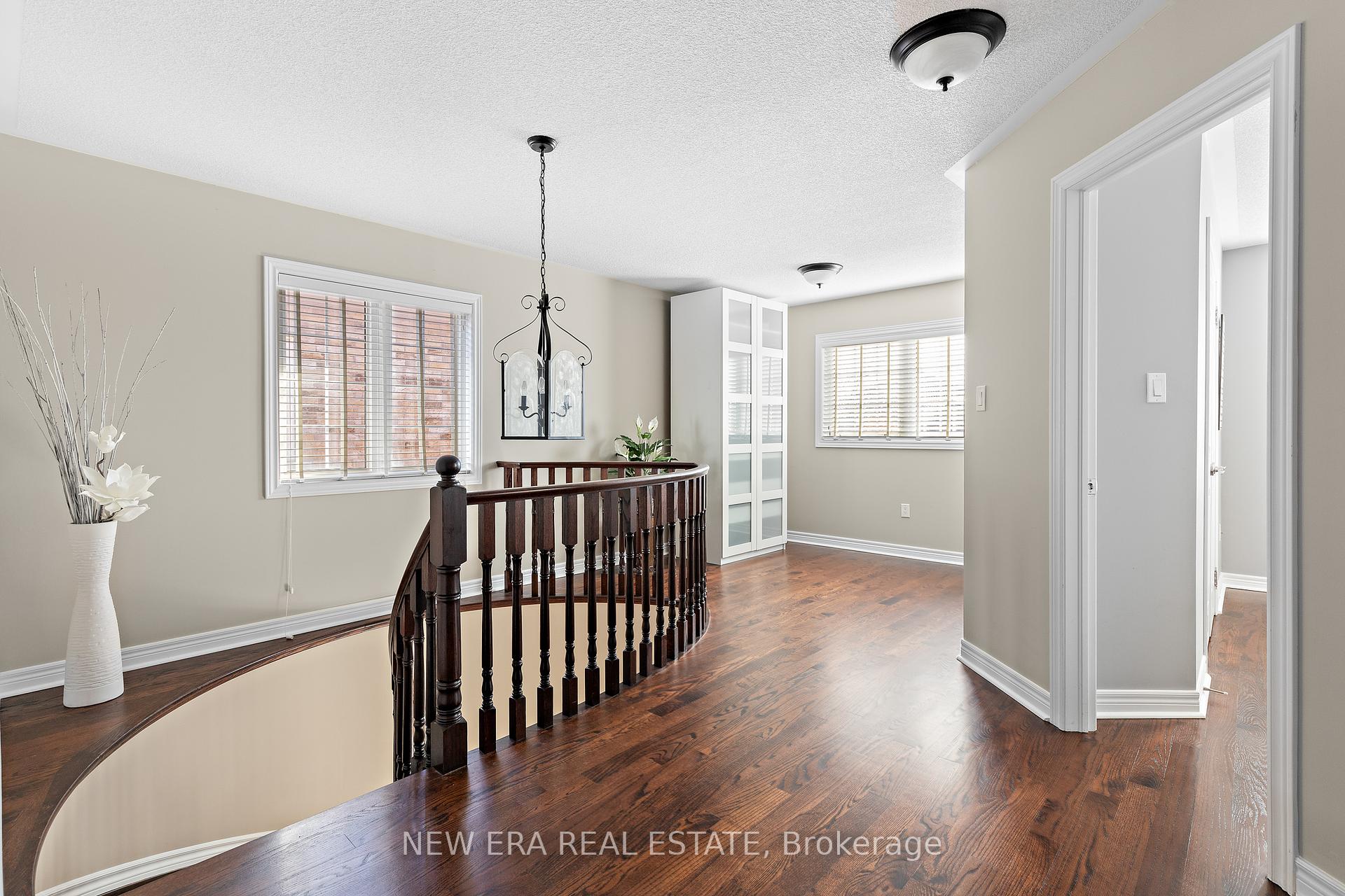 6751 Tattinger Ave, Mississauga, ON L5W1P4 | 4 Bedroom 4 Bathroom Detached House | Image 18