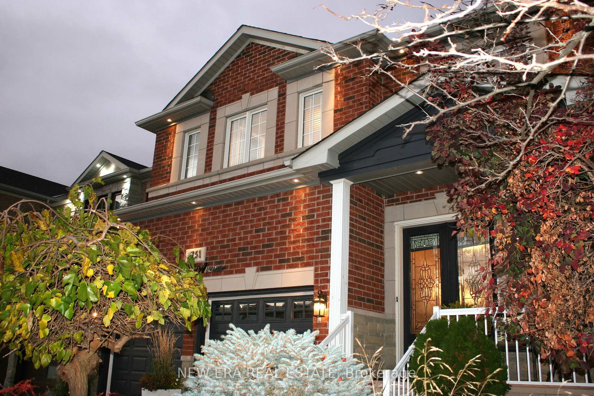 6751 Tattinger Ave, Mississauga, ON L5W1P4 | 4 Bedroom 4 Bathroom Detached House | Image 2