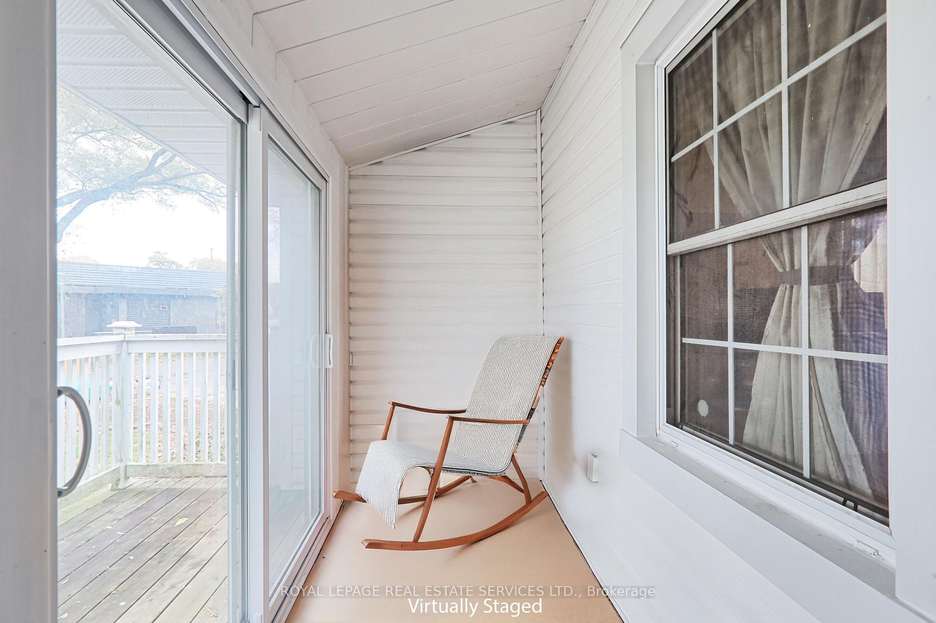 10 Smith Cres, Toronto, ON M8Z3X5 | 3 Bedroom 2 Bathroom Detached House | Image 8