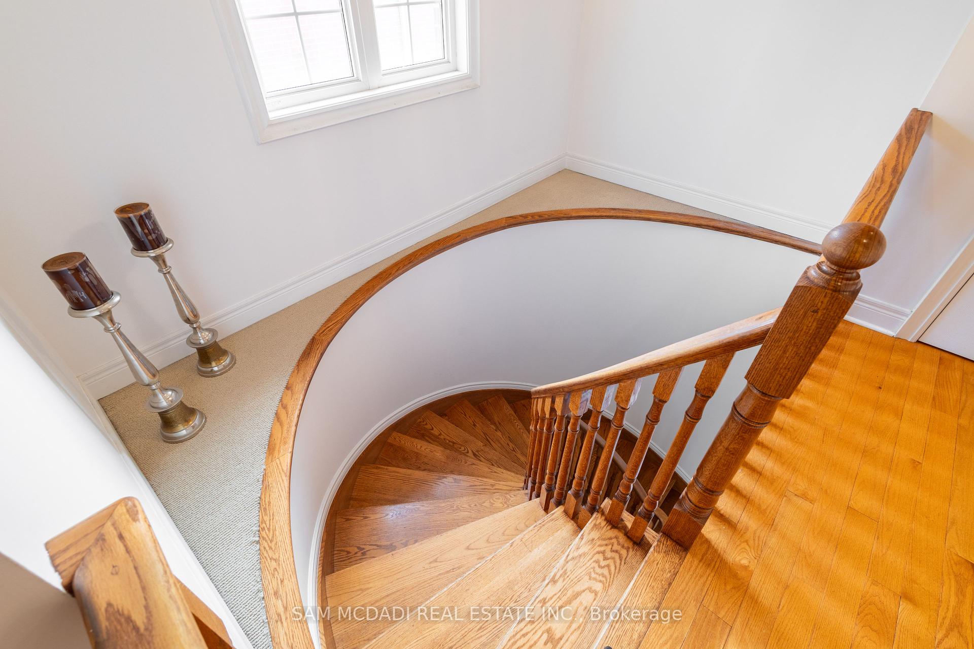 6844 Golden Hills Way, Mississauga, ON L5W1P3 | 4 Bedroom 5 Bathroom Detached House | Image 26