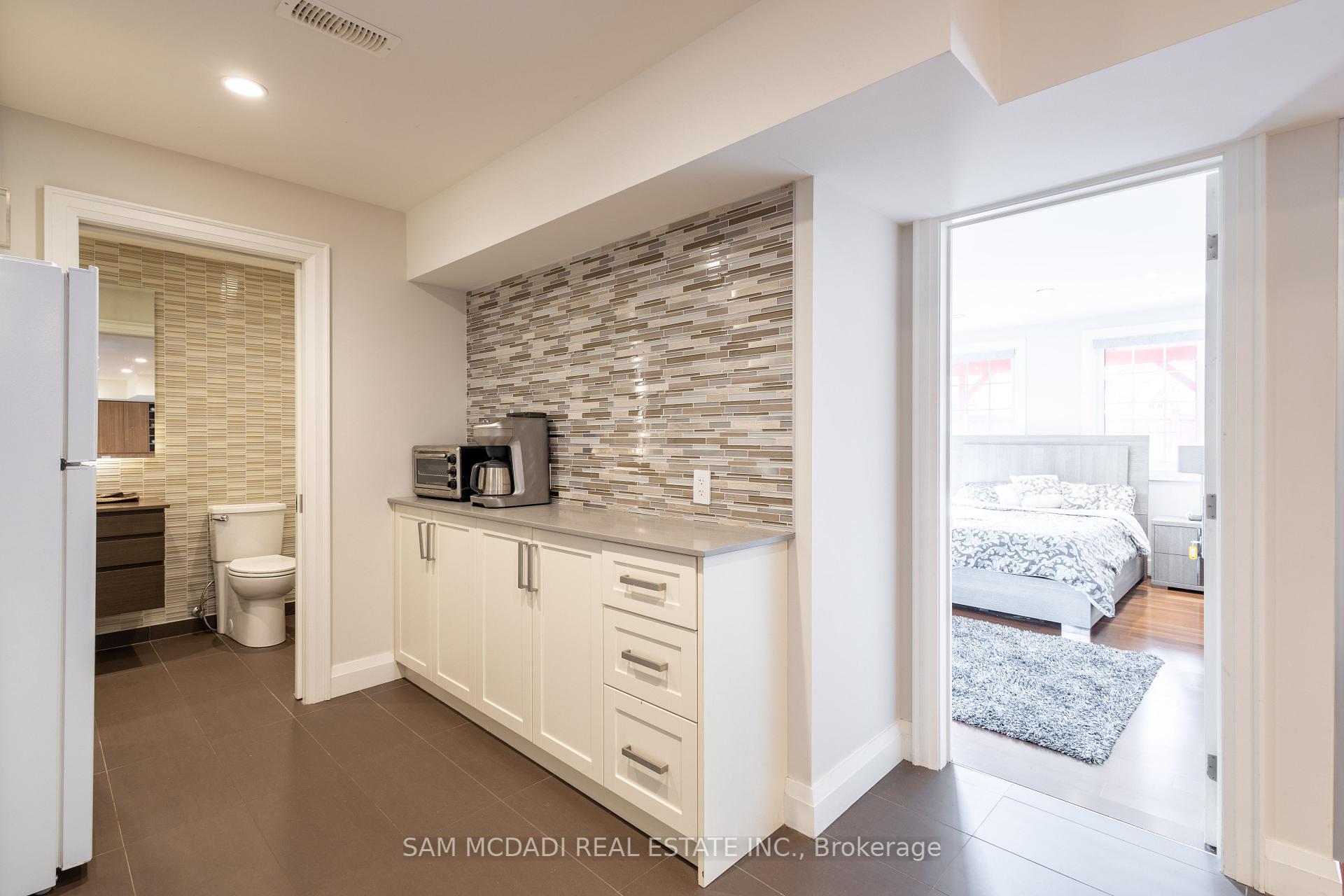 6844 Golden Hills Way, Mississauga, ON L5W1P3 | 4 Bedroom 5 Bathroom Detached House | Image 28