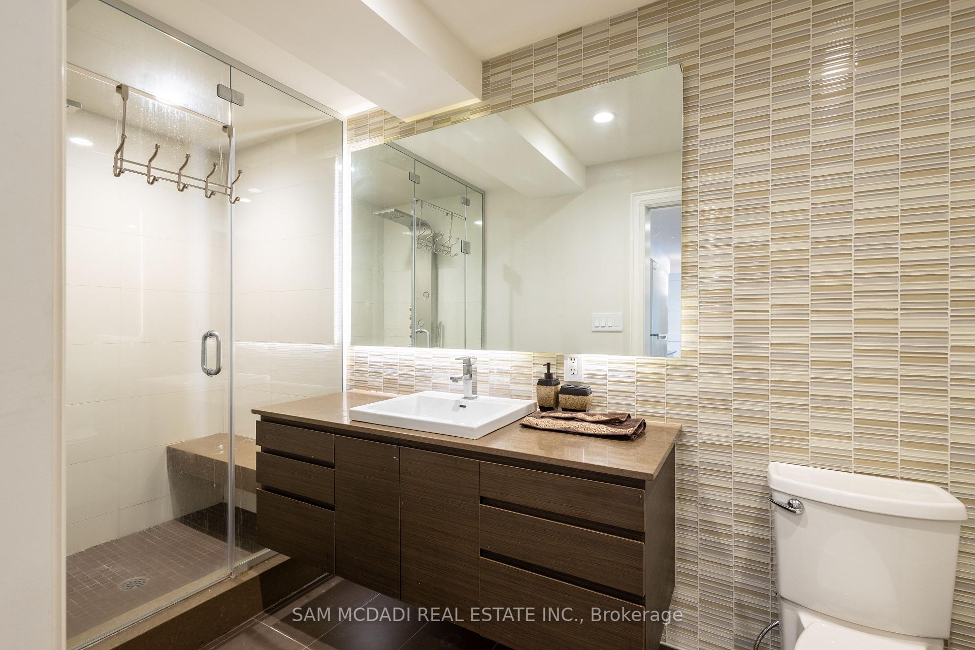 6844 Golden Hills Way, Mississauga, ON L5W1P3 | 4 Bedroom 5 Bathroom Detached House | Image 29