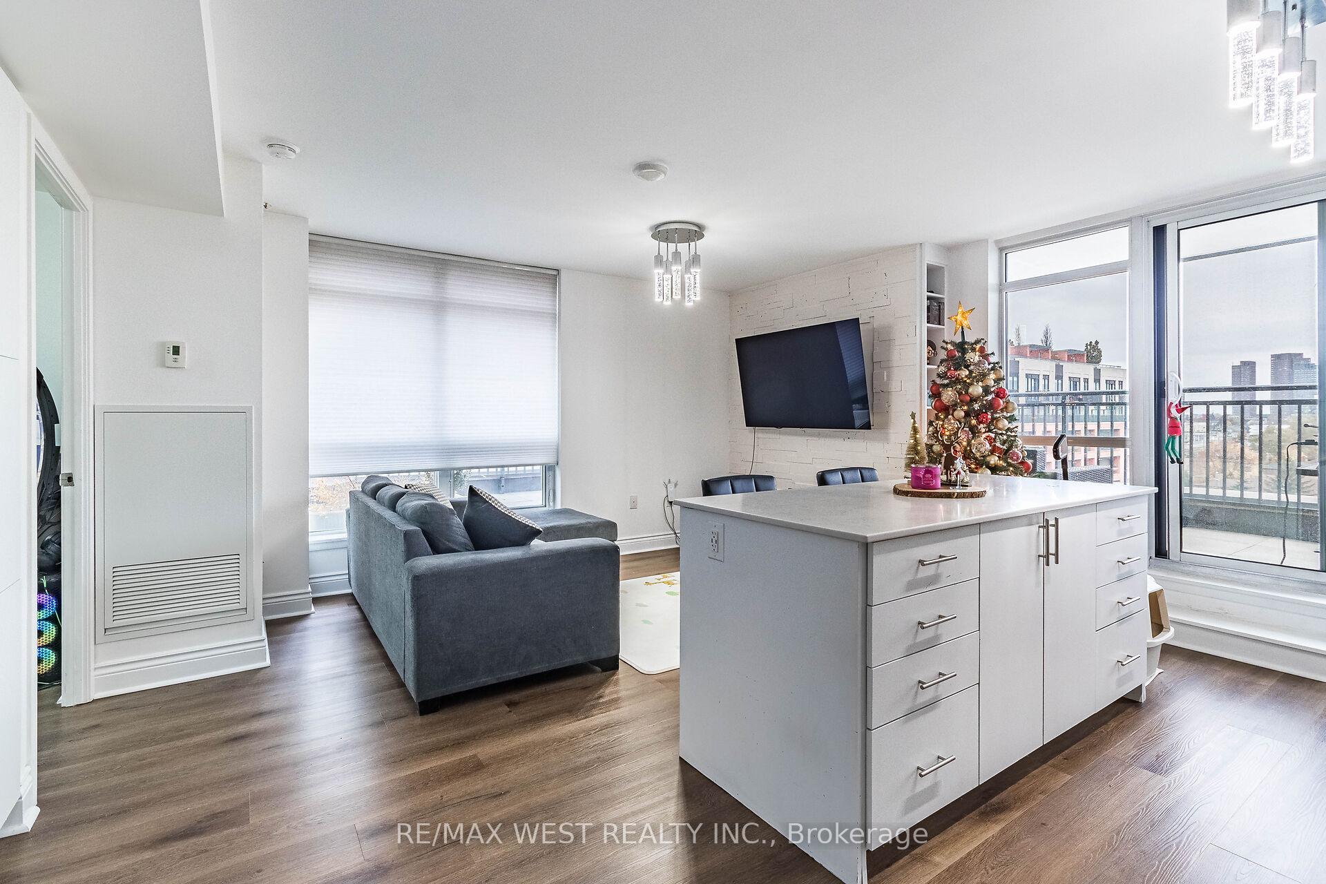 #730 - 36 Via Bagnato Ave, Toronto, ON M6A0B7 | 3 Bedroom 2 Bathroom Condo Apt | Image 7