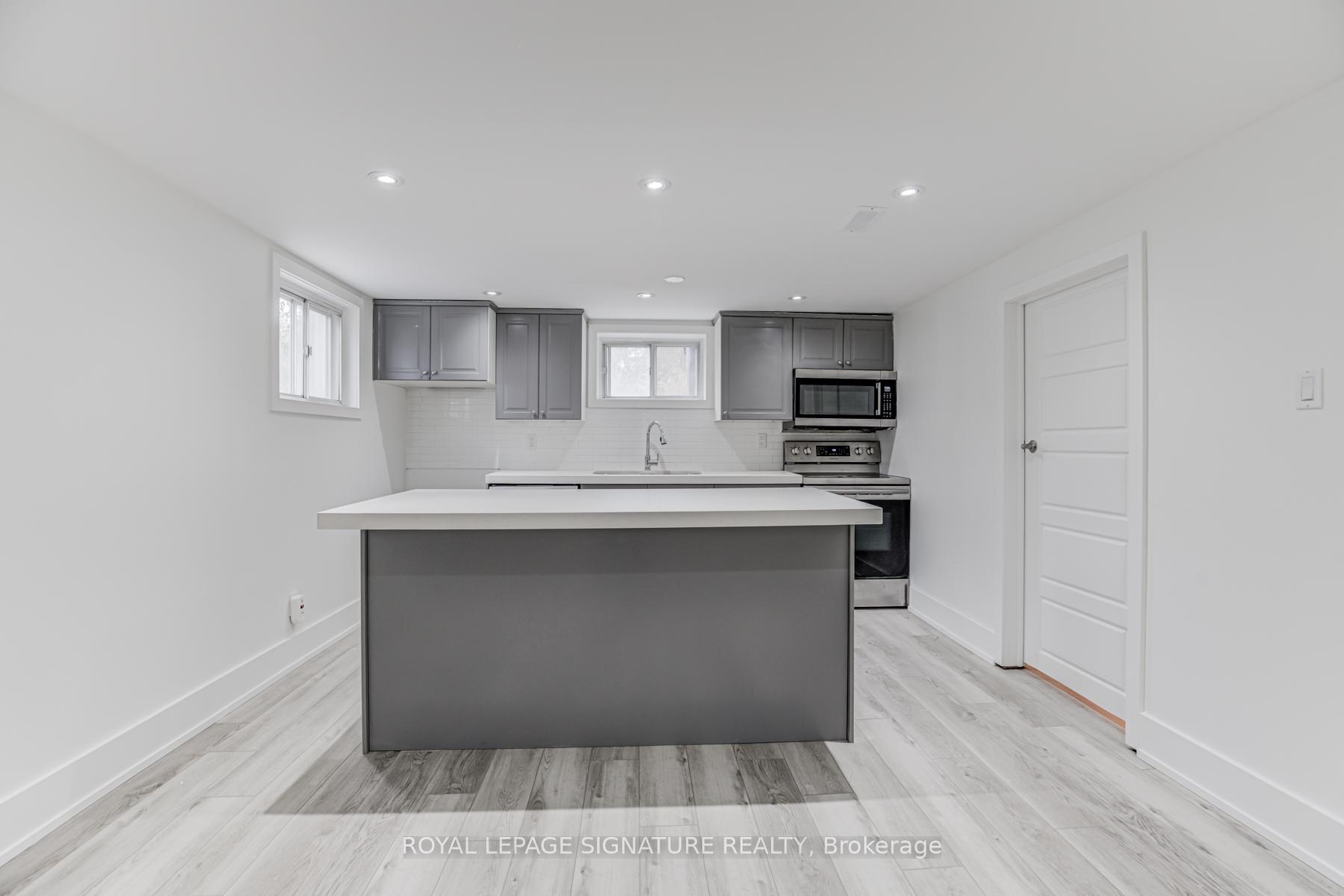 6 Bonnyview Dr, Toronto, ON M8Y3G6 | 3 Bedroom 2 Bathroom Detached House | Image 27