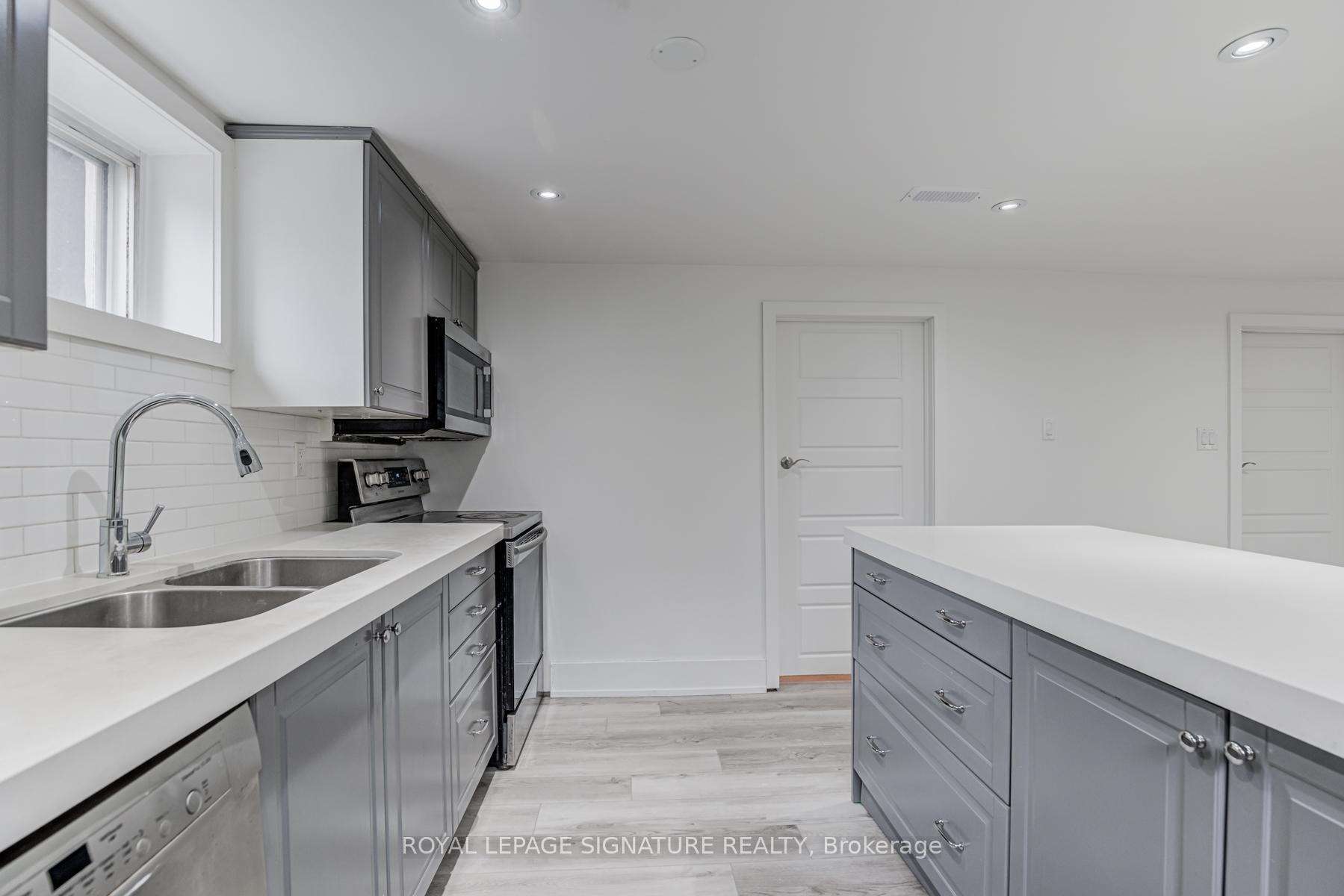 6 Bonnyview Dr, Toronto, ON M8Y3G6 | 3 Bedroom 2 Bathroom Detached House | Image 28