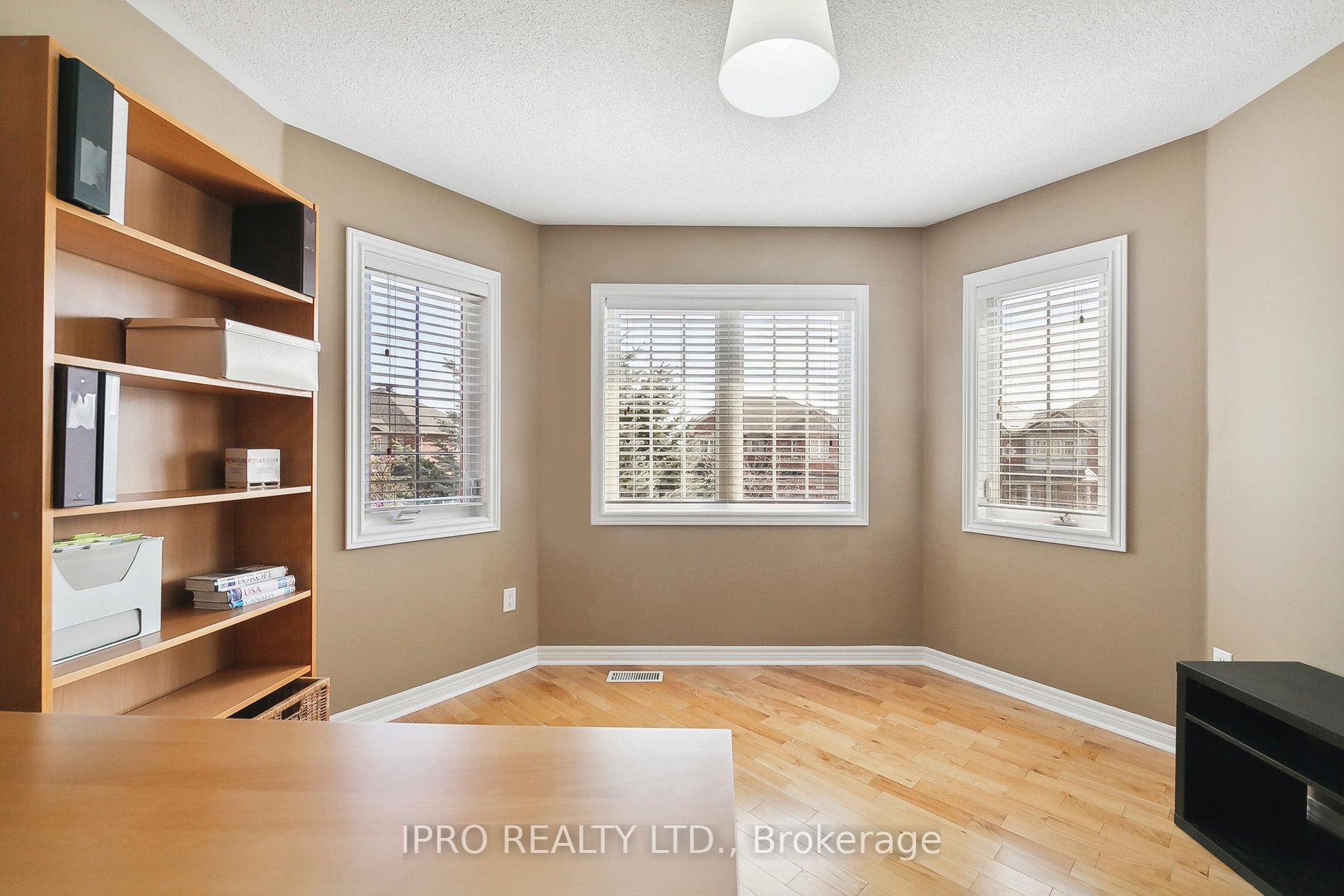 6829 Golden Hills Way, Mississauga, ON L5W1P3 | 4 Bedroom 4 Bathroom Detached House | Image 21