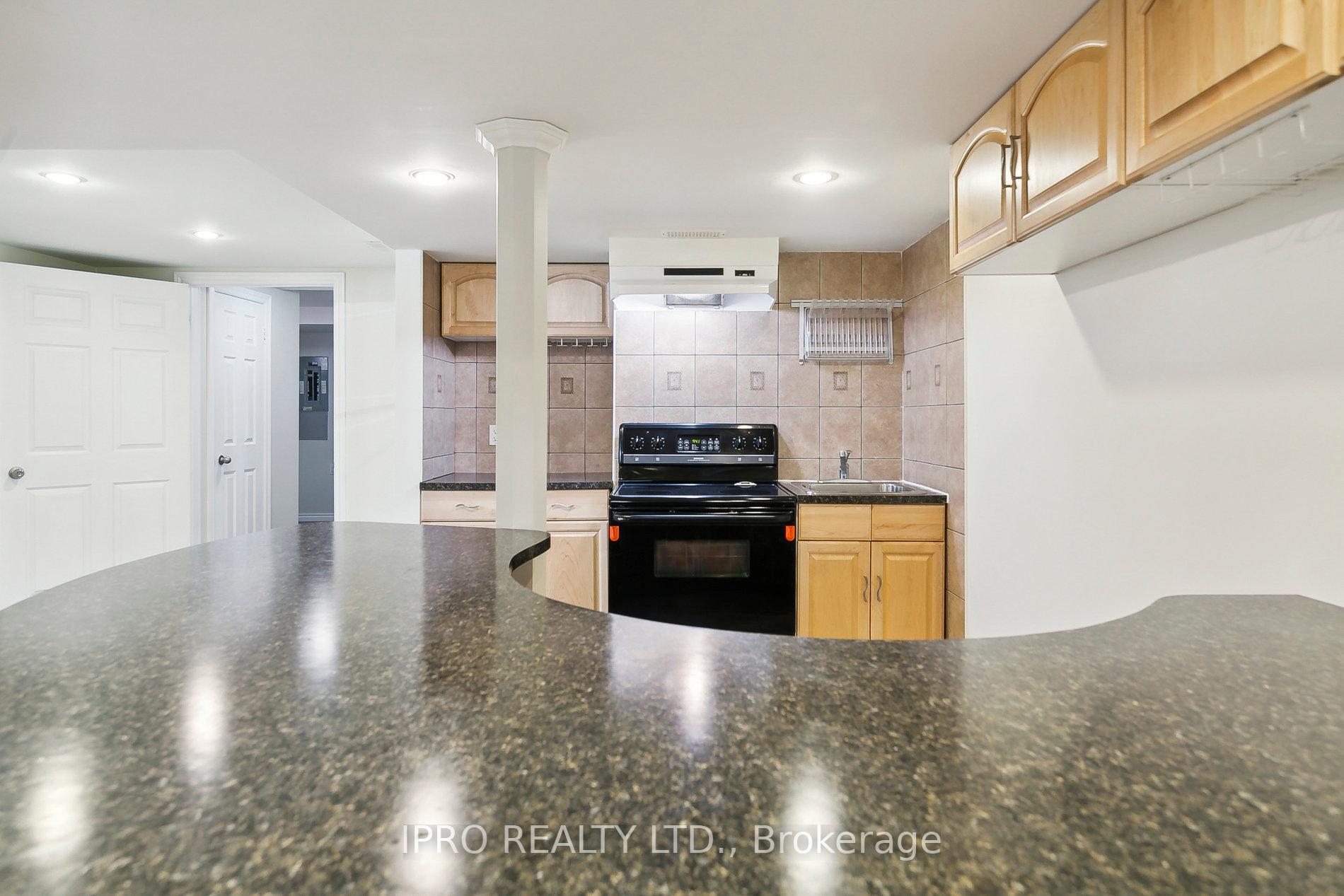 6829 Golden Hills Way, Mississauga, ON L5W1P3 | 4 Bedroom 4 Bathroom Detached House | Image 33